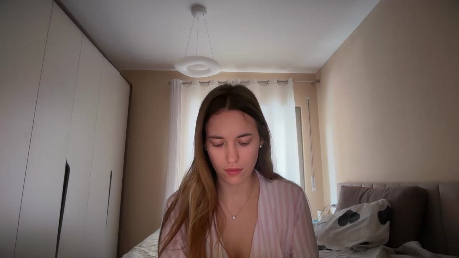Gallery image thumbnail from SkySunFlower's myfreecams stream on, 03/28/2026, 12:48 image 11 of 20