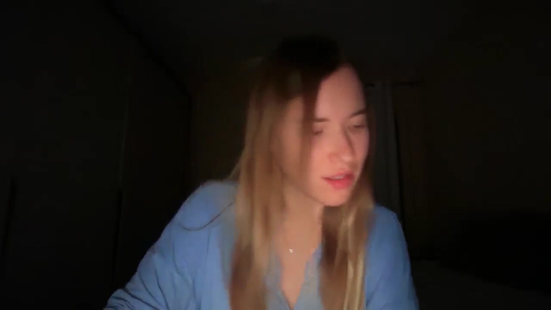 Gallery image thumbnail from SkySunFlower's myfreecams stream on, 04/14/2026, 05:36 image 14 of 20