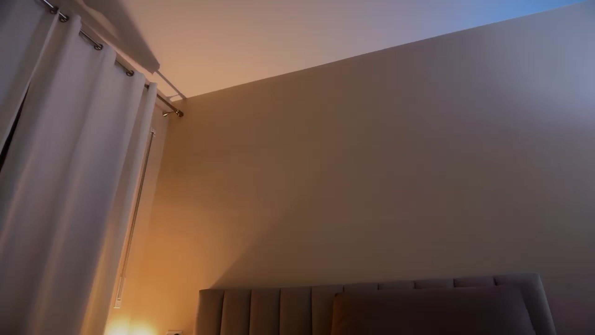 Gallery image thumbnail from SkySunFlower's myfreecams stream on, 04/14/2026, 19:23 image 3 of 20