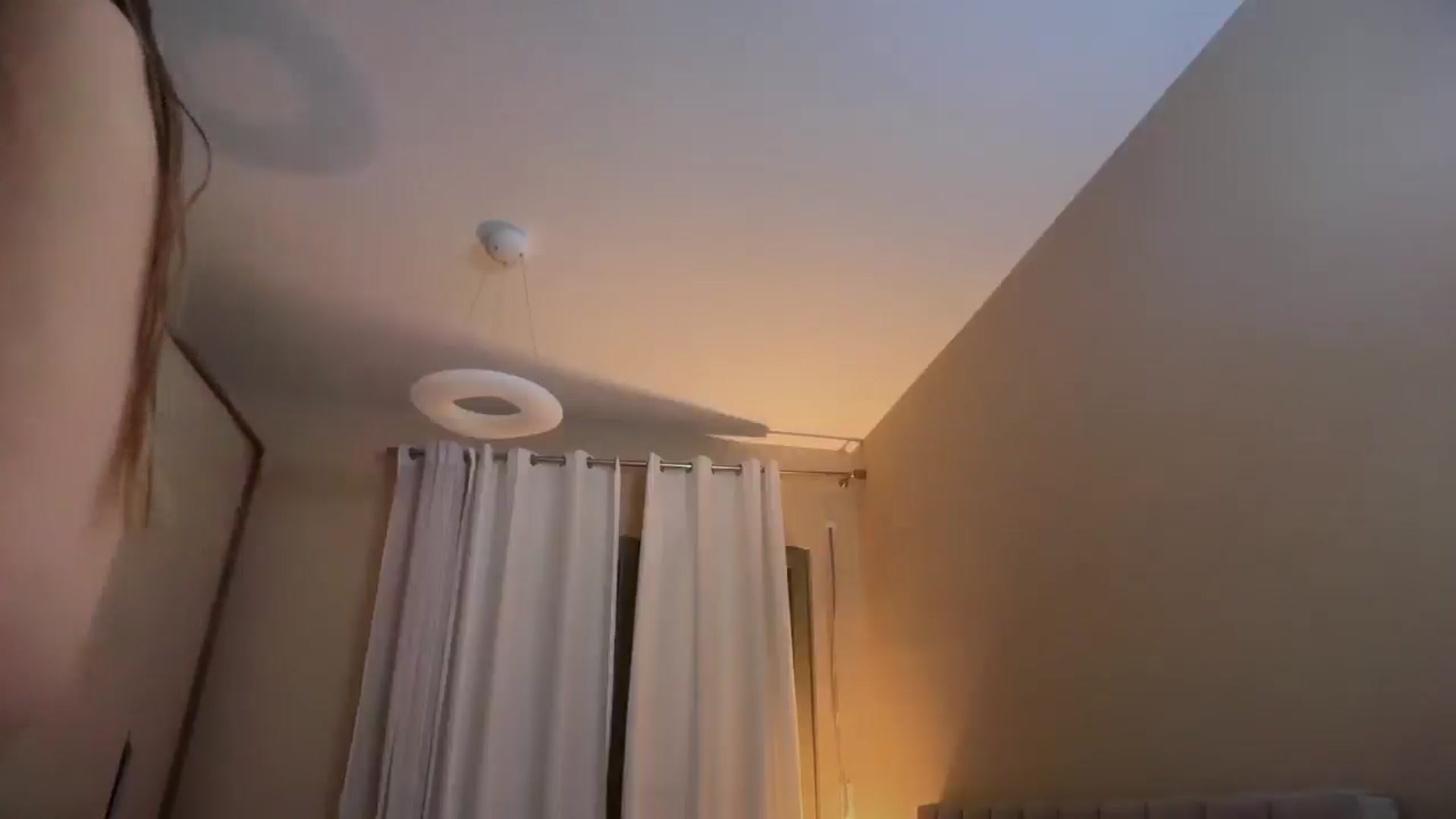 Gallery image thumbnail from SkySunFlower's myfreecams stream on, 04/16/2026, 01:21 image 6 of 20