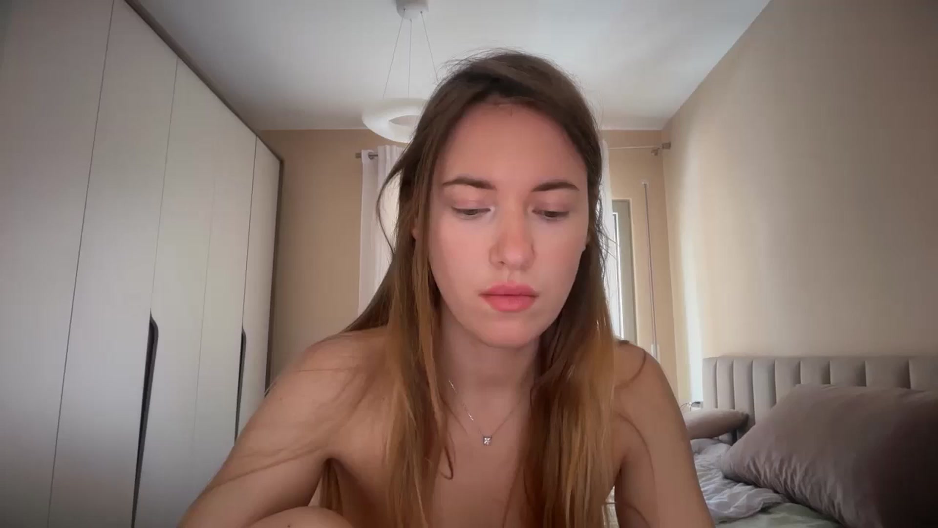 Gallery image thumbnail from SkySunFlower's myfreecams stream on, 04/16/2026, 13:15 image 1 of 20