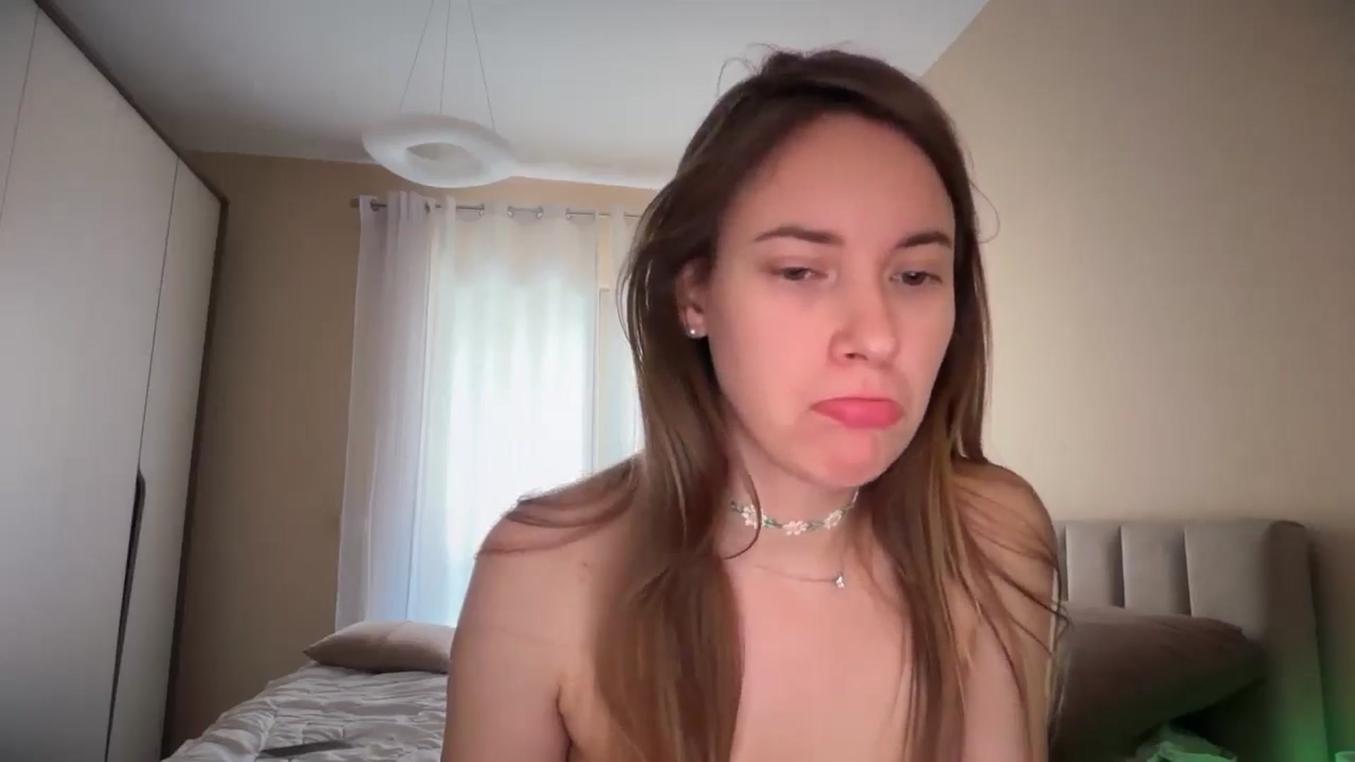 Gallery image thumbnail from SkySunFlower's myfreecams stream on, 04/19/2026, 06:50 image 4 of 20