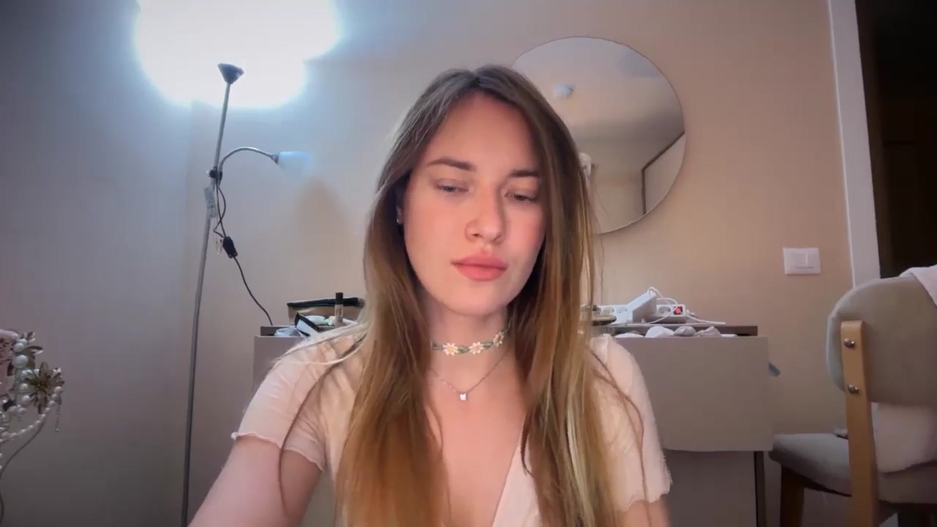 Gallery image thumbnail from SkySunFlower's myfreecams stream on, 04/20/2026, 22:51 image 18 of 20