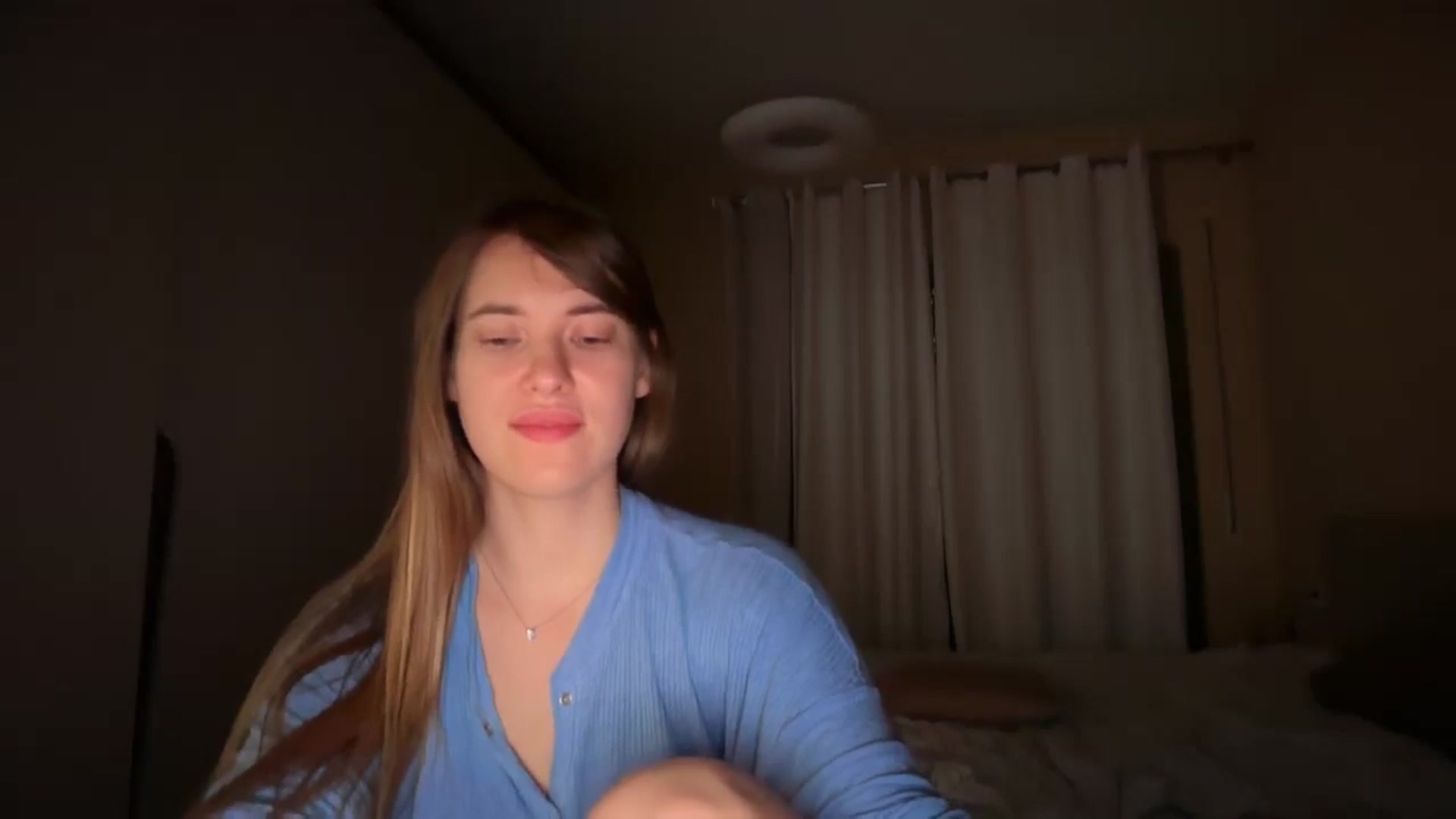 Gallery image thumbnail from SkySunFlower's myfreecams stream on, 04/21/2026, 08:35 image 5 of 20