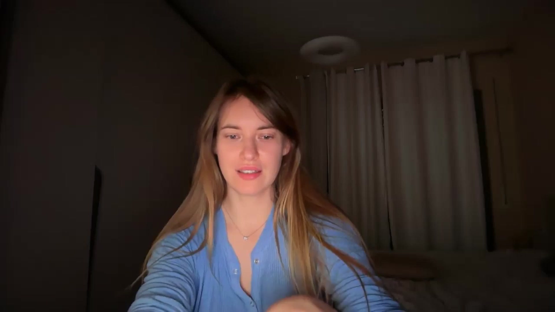Gallery image thumbnail from SkySunFlower's myfreecams stream on, 04/21/2026, 08:35 image 12 of 20