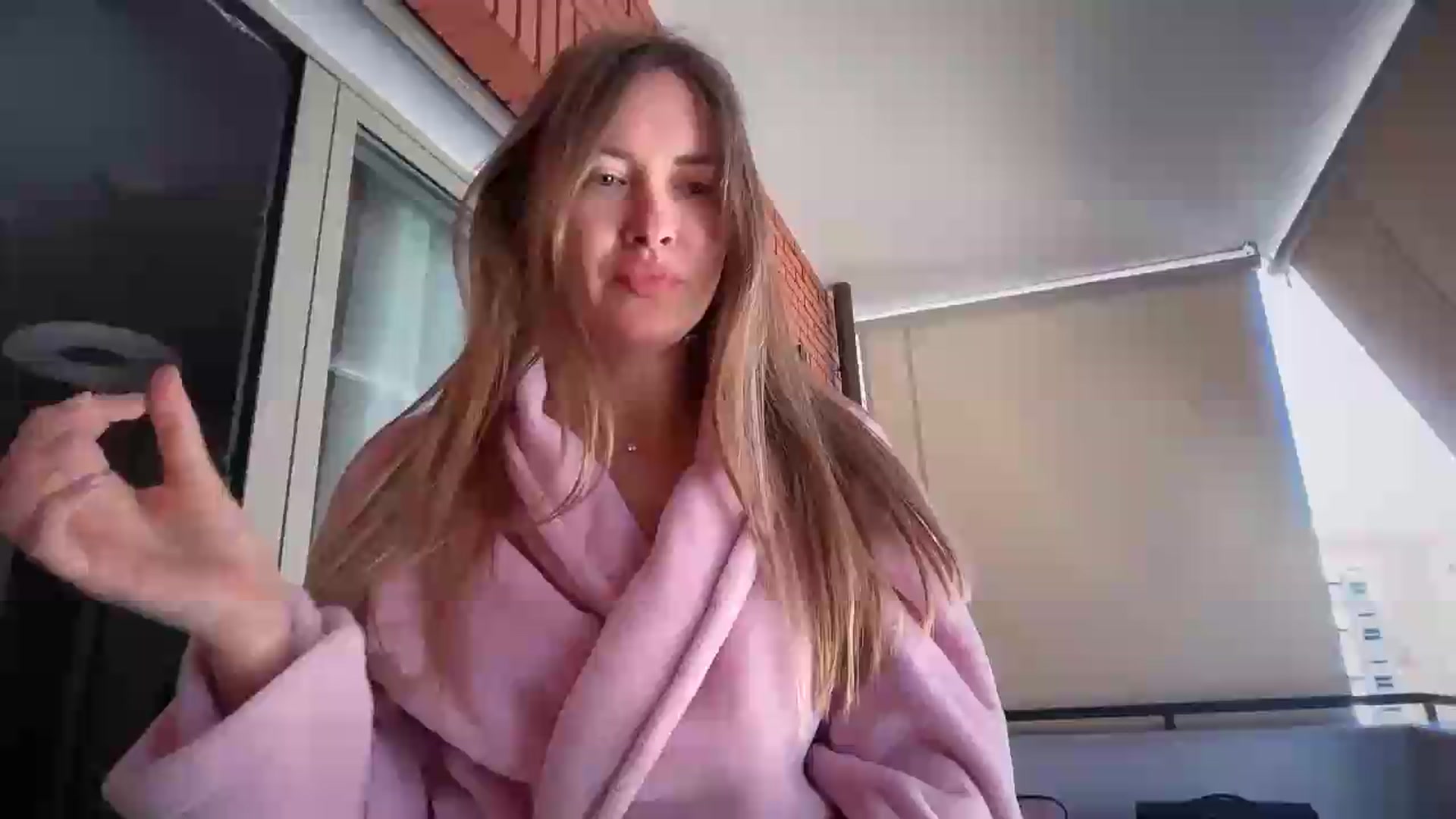 Gallery image thumbnail from SkySunFlower's myfreecams stream on, 04/29/2026, 09:40 image 6 of 20
