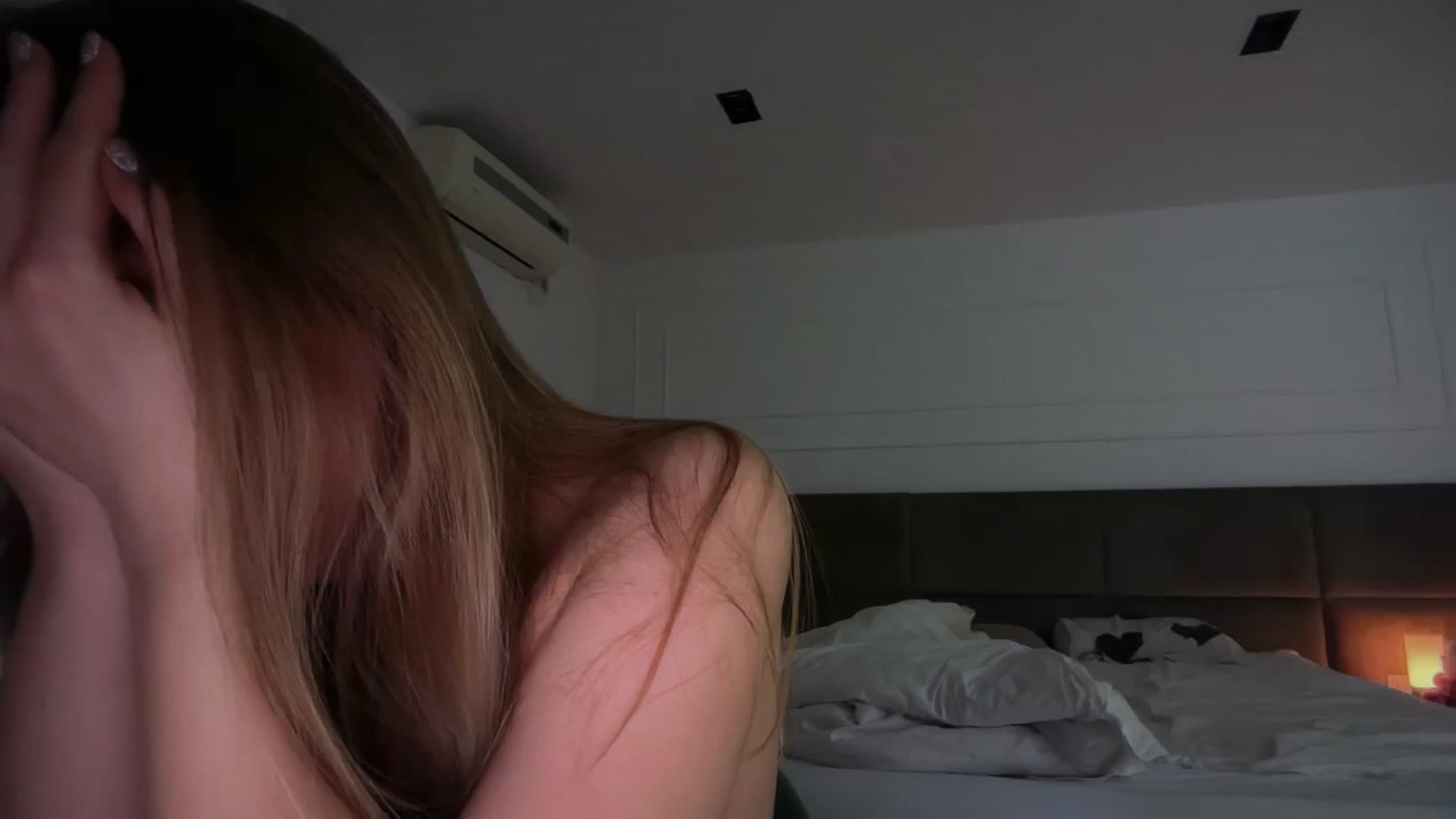 Gallery image thumbnail from SkySunFlower's myfreecams stream on, 05/02/2026, 23:00 image 1 of 20