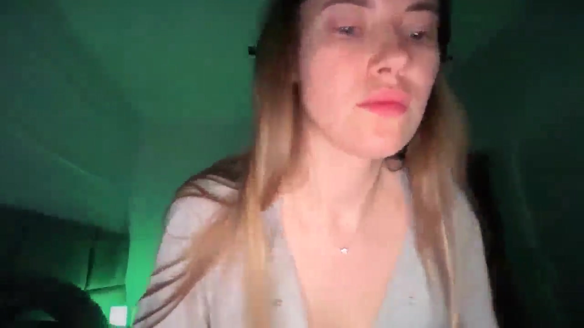 Gallery image thumbnail from SkySunFlower's myfreecams stream on, 05/05/2026, 05:51 image 12 of 20