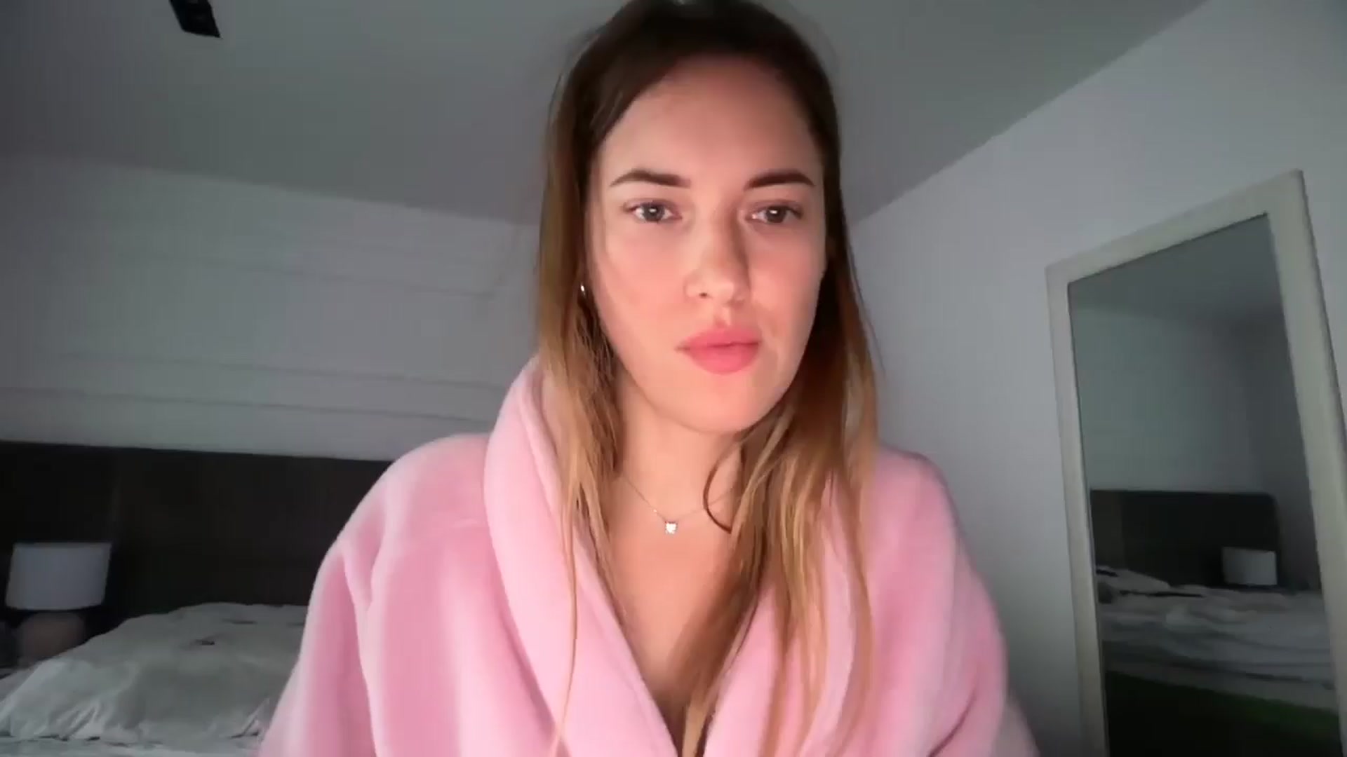 Gallery image thumbnail from SkySunFlower's myfreecams stream on, 05/09/2026, 07:50 image 1 of 20