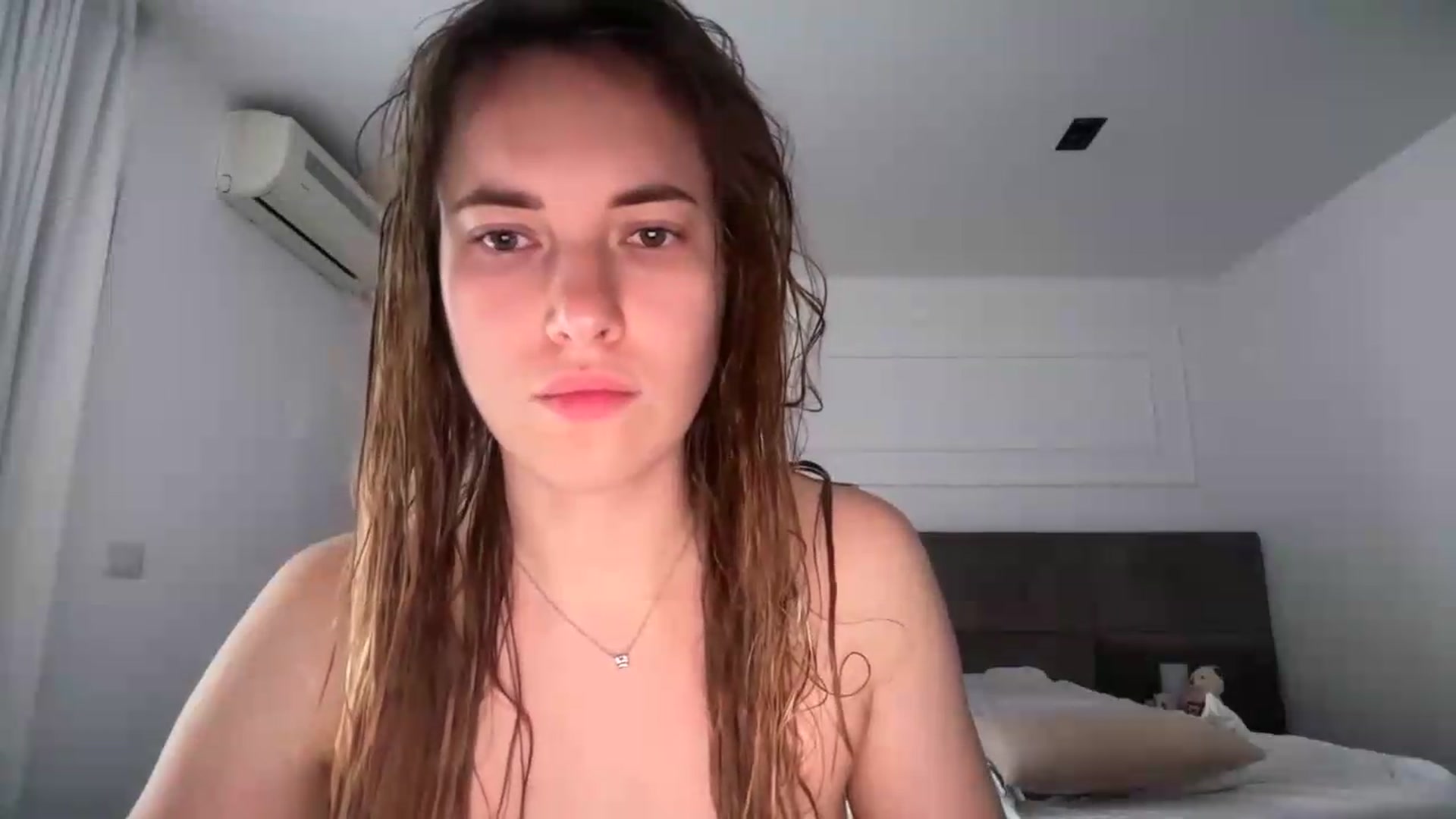Gallery image thumbnail from SkySunFlower's myfreecams stream on, 05/09/2026, 08:42 image 8 of 20