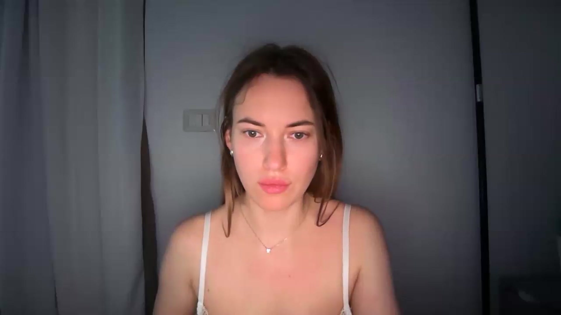 Gallery image thumbnail from SkySunFlower's myfreecams stream on, 05/17/2026, 04:54 image 15 of 20