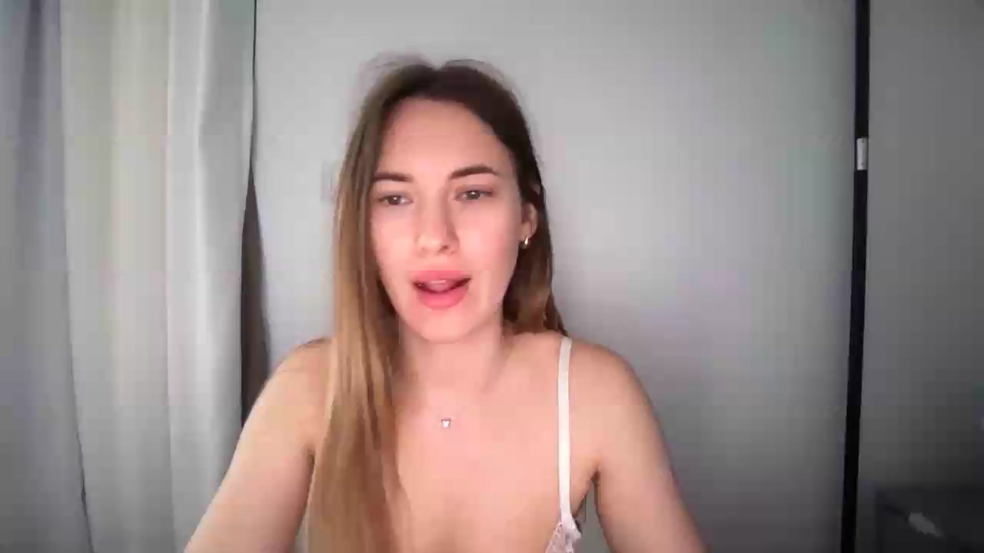 Gallery image thumbnail from SkySunFlower's myfreecams stream on, 05/17/2026, 06:39 image 1 of 20