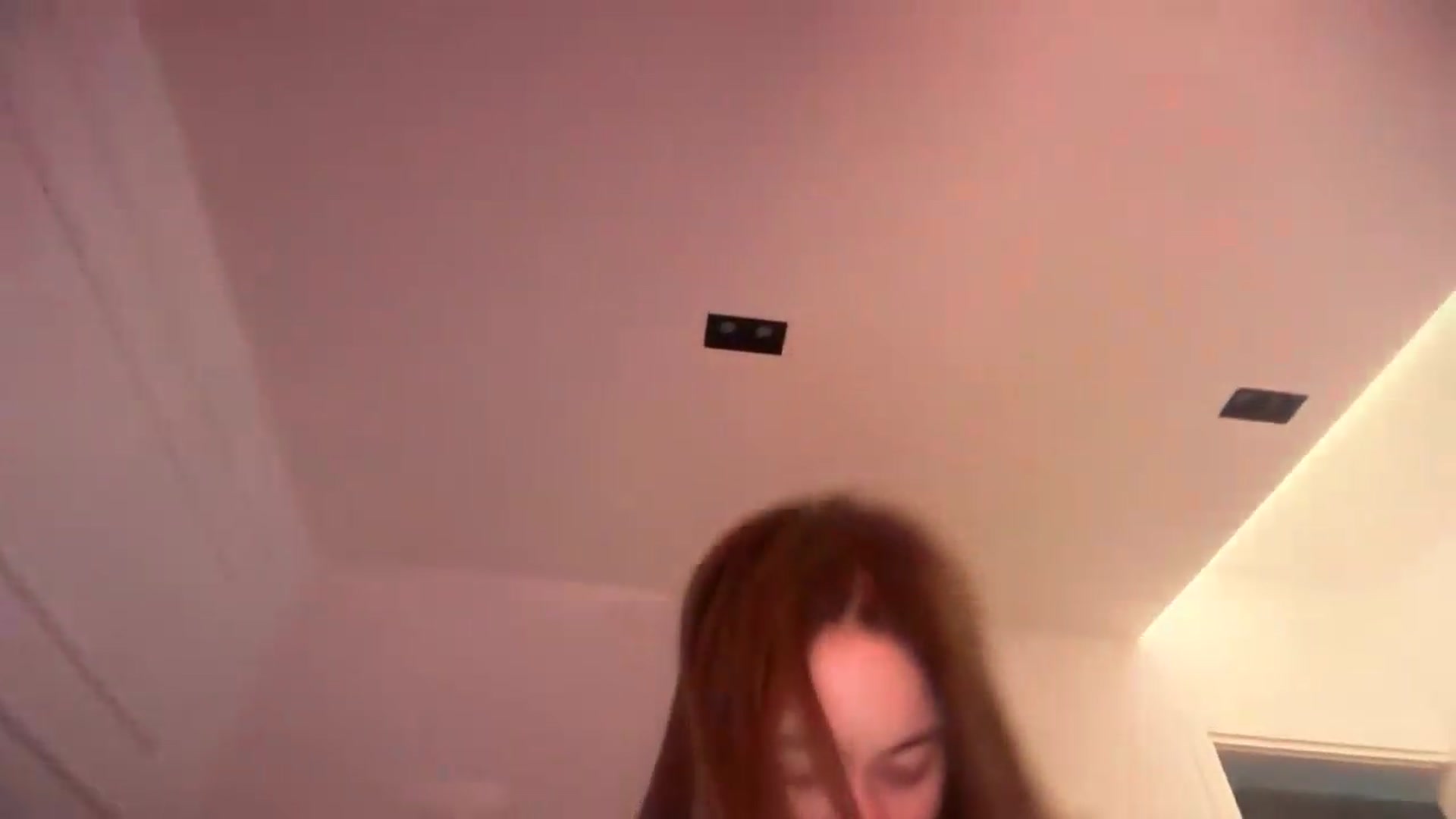 Gallery image thumbnail from SkySunFlower's myfreecams stream on, 05/19/2026, 04:46 image 7 of 20