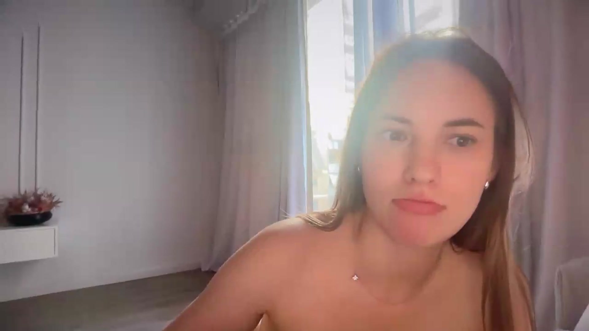 Gallery image thumbnail from SkySunFlower's myfreecams stream on, 05/20/2026, 16:41 image 8 of 20