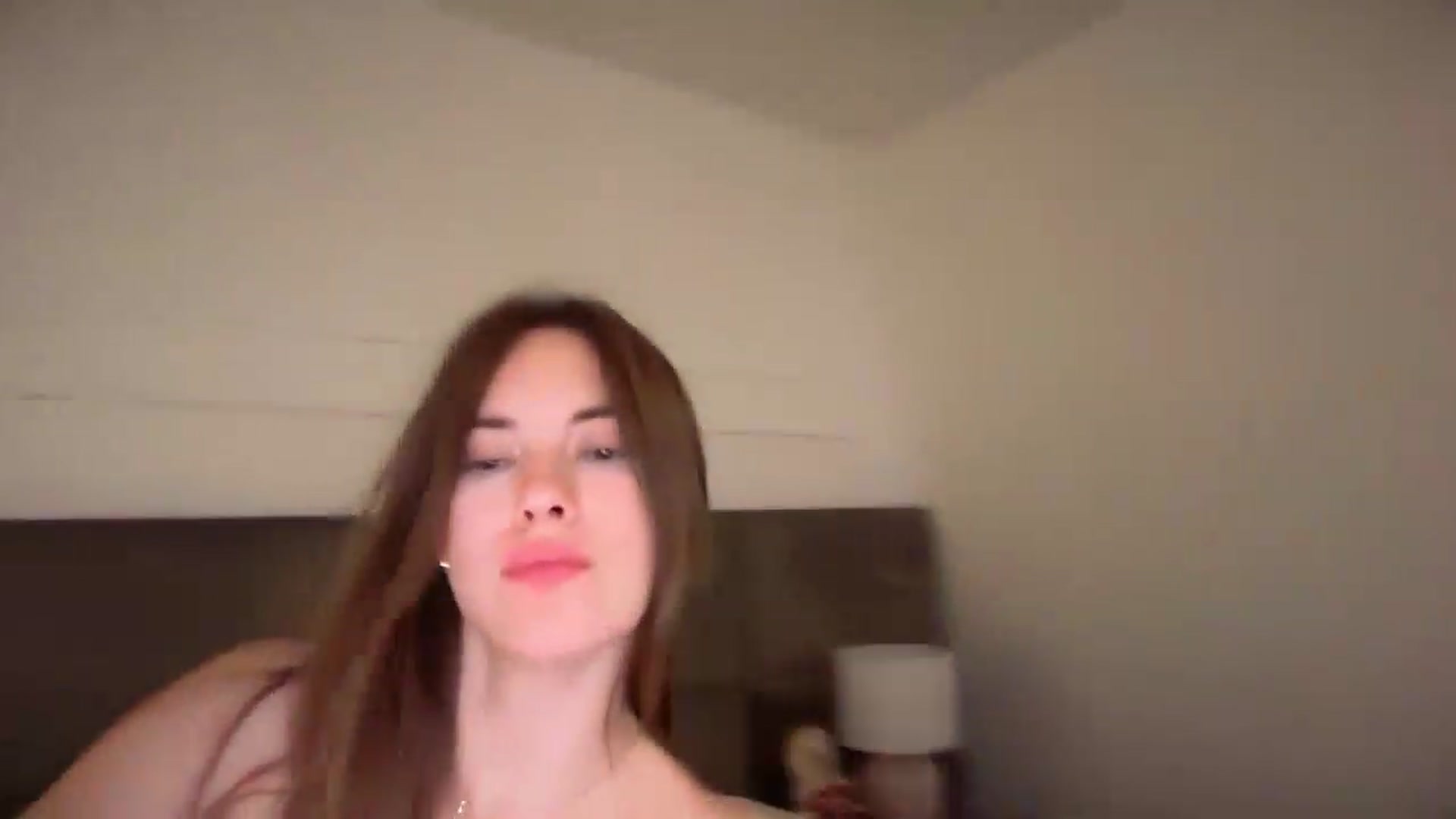 Gallery image thumbnail from SkySunFlower's myfreecams stream on, 05/21/2026, 24:00 image 11 of 20