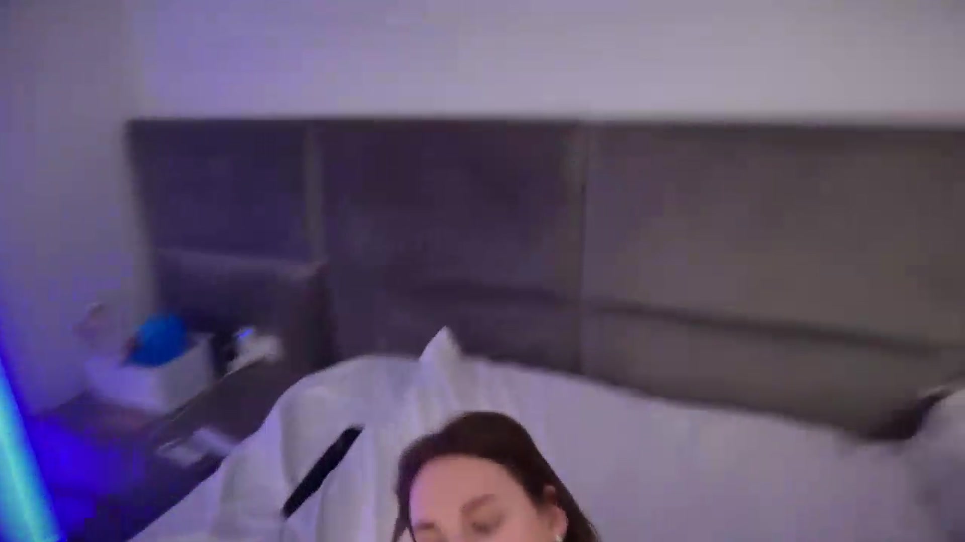 Gallery image thumbnail from SkySunFlower's myfreecams stream on, 05/21/2026, 23:58 image 10 of 20