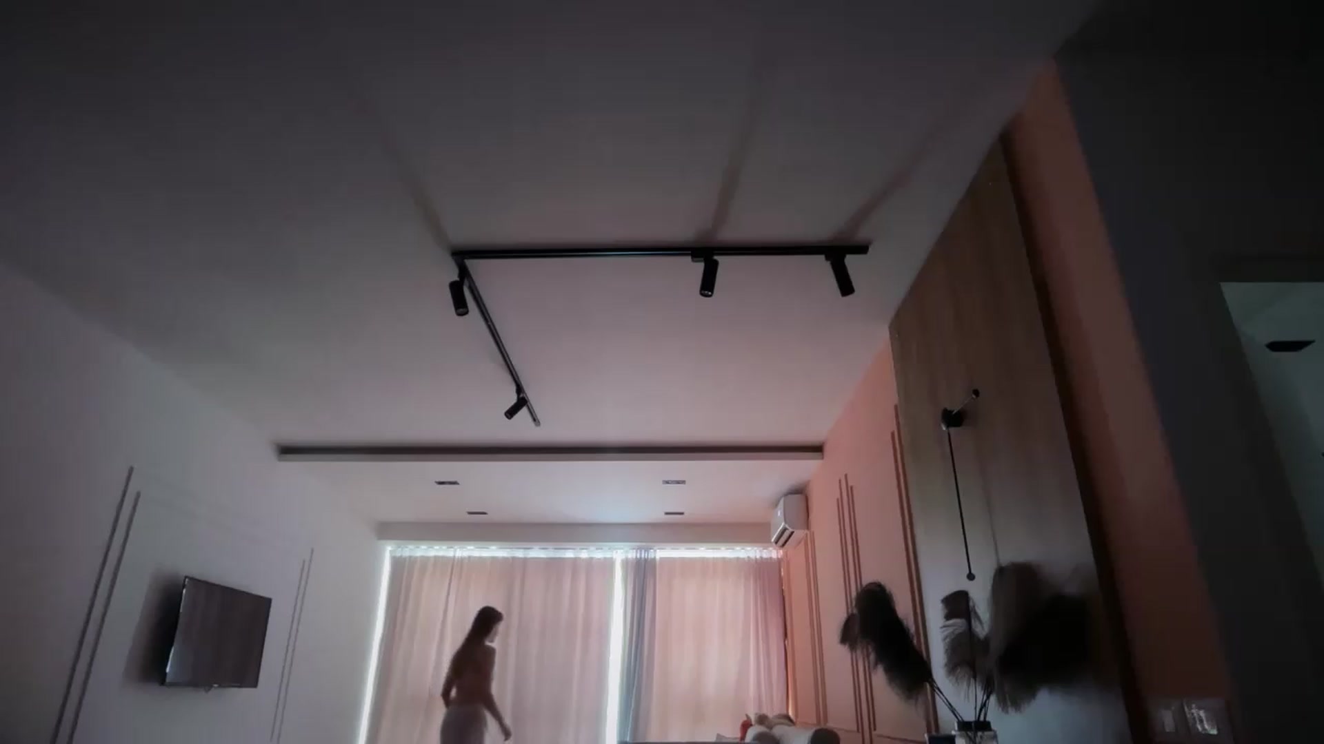 Gallery image thumbnail from SkySunFlower's myfreecams stream on, 05/23/2026, 09:25 image 6 of 20