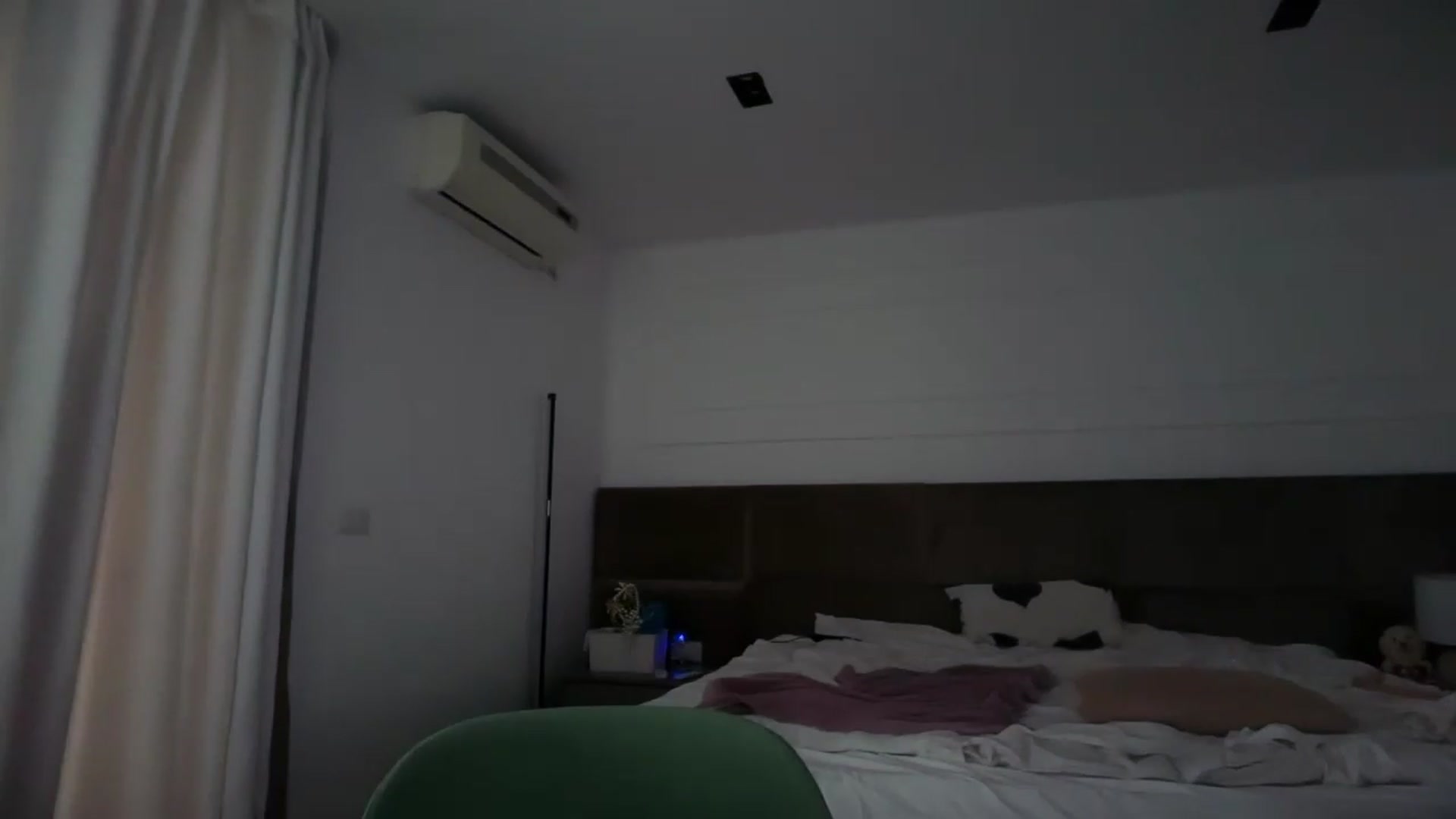 Gallery image thumbnail from SkySunFlower's myfreecams stream on, 05/23/2026, 09:25 image 14 of 20