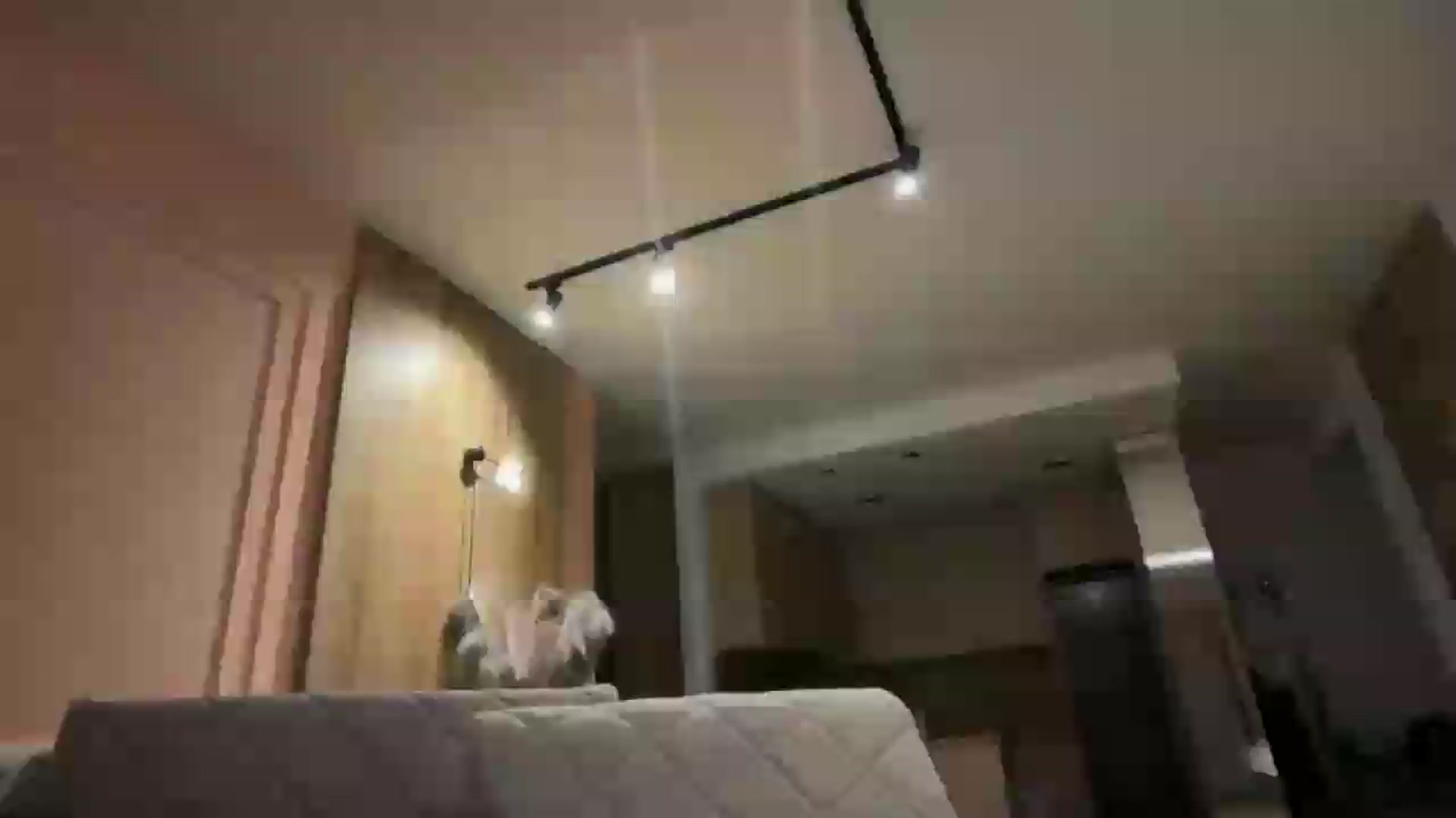Gallery image thumbnail from SkySunFlower's myfreecams stream on, 05/27/2026, 24:01 image 5 of 20