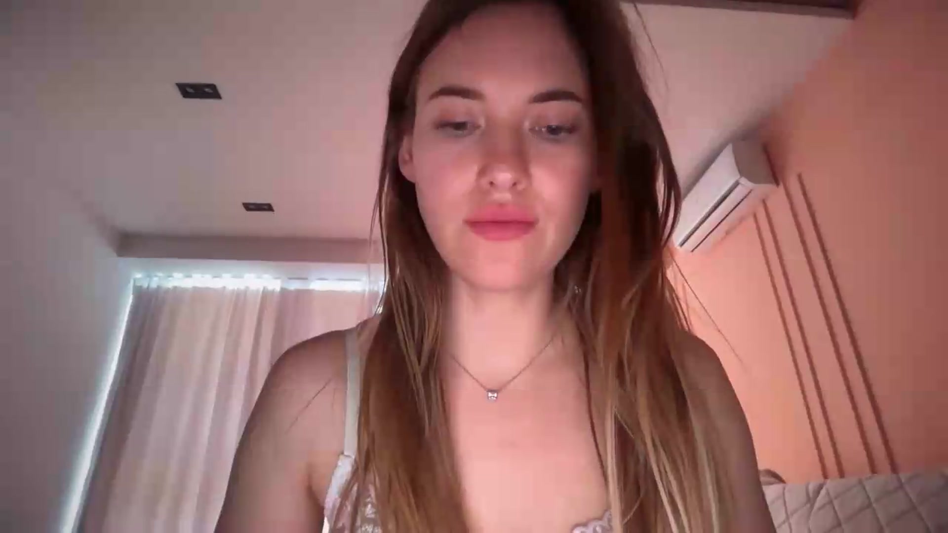 Gallery image thumbnail from SkySunFlower's myfreecams stream on, 05/30/2026, 10:27 image 20 of 20