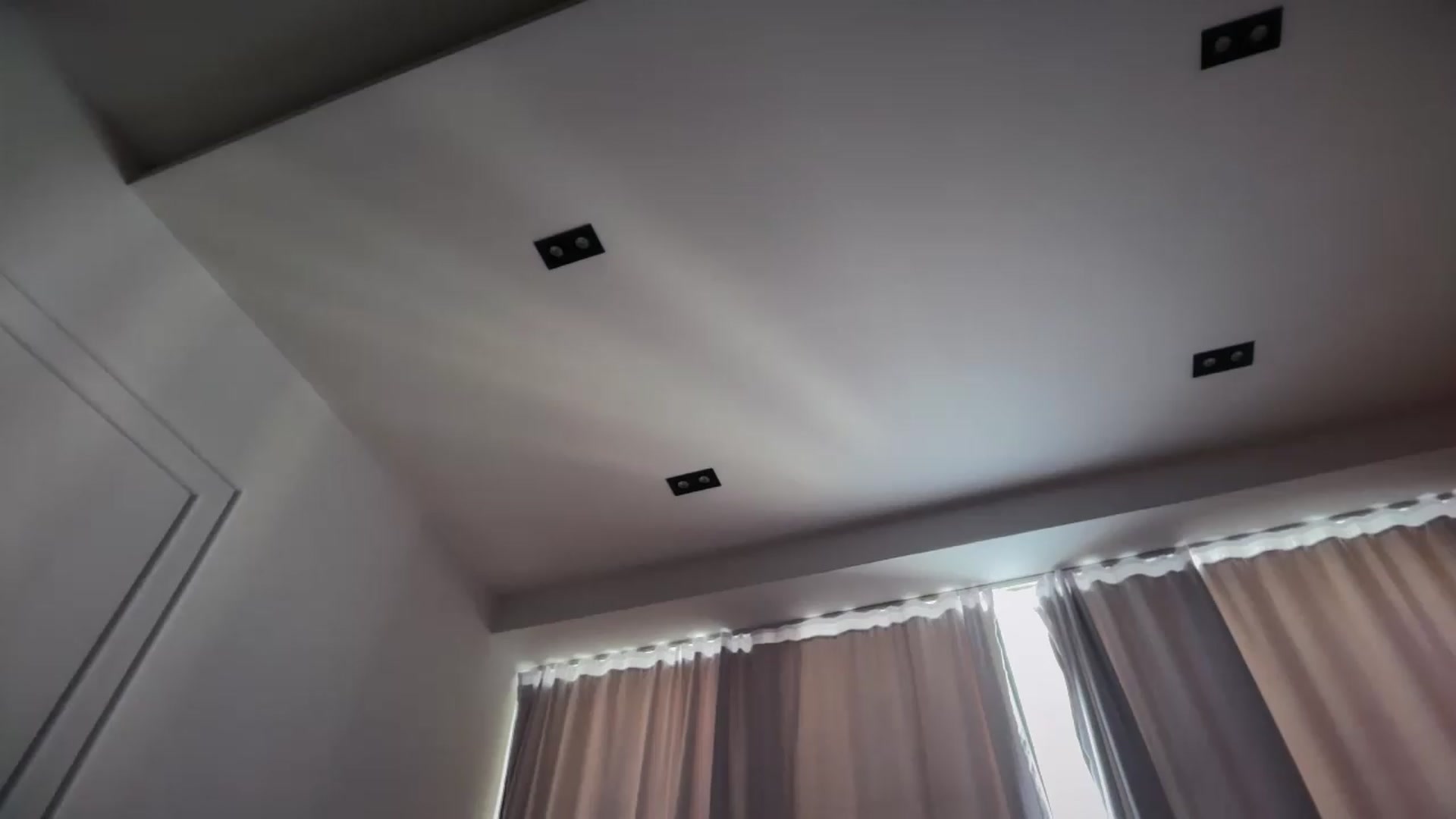 Gallery image thumbnail from SkySunFlower's myfreecams stream on, 05/31/2026, 07:30 image 15 of 20