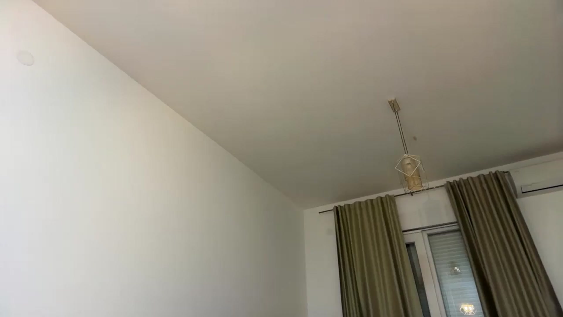 Gallery image thumbnail from SkySunFlower's myfreecams stream on, 06/11/2026, 01:13 image 19 of 20