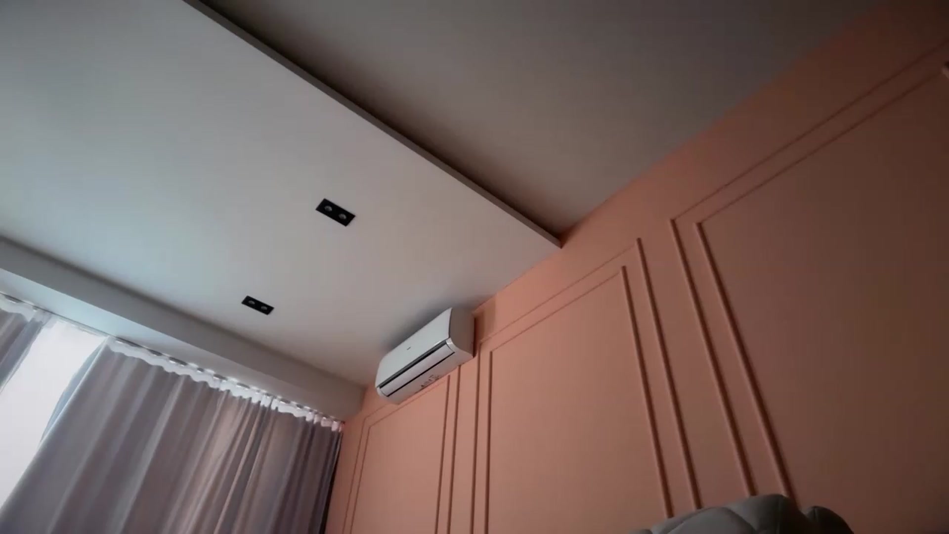 Gallery image thumbnail from SkySunFlower's myfreecams stream on, 06/13/2026, 07:06 image 17 of 20