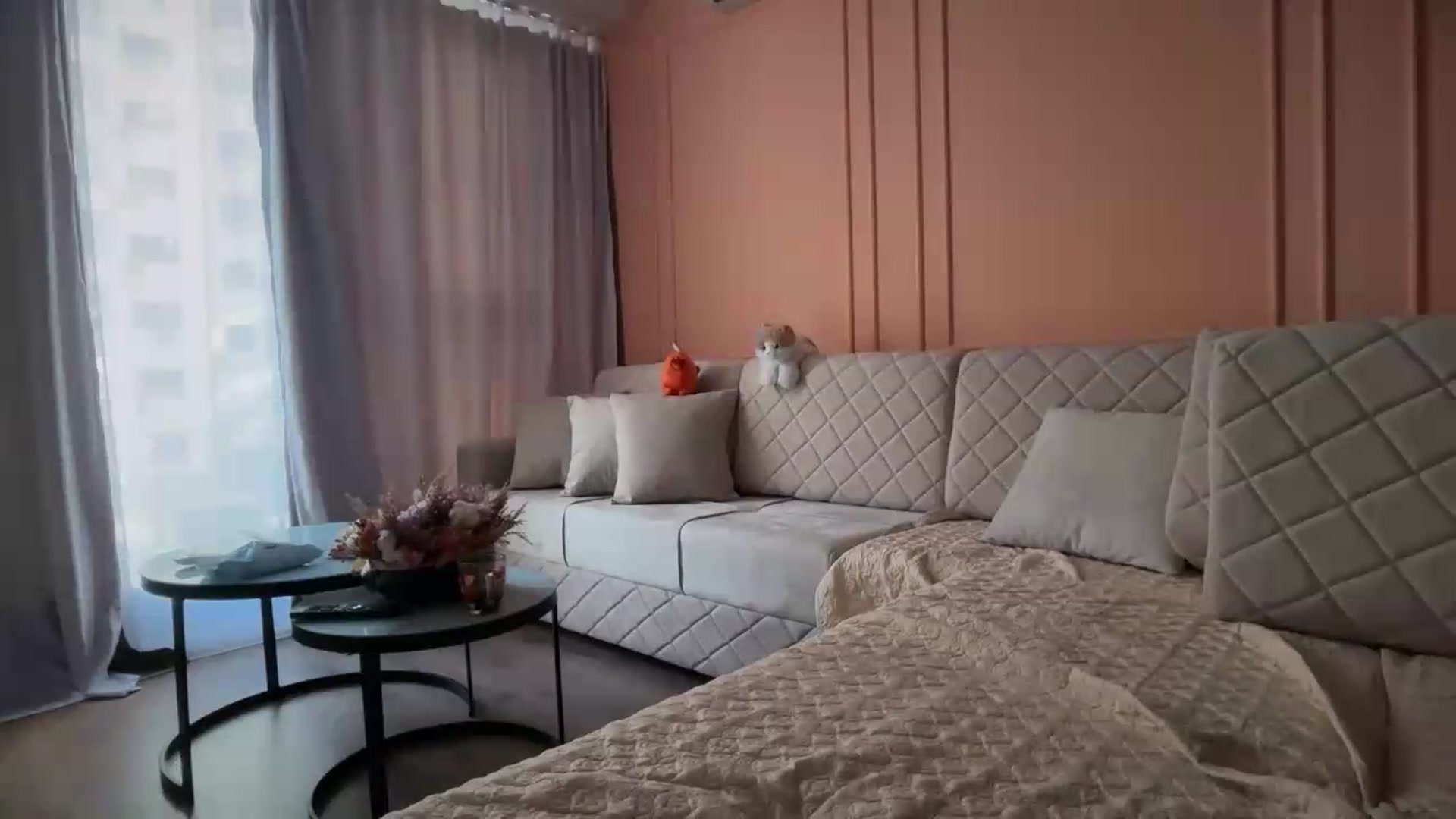 Gallery image thumbnail from SkySunFlower's myfreecams stream on, 06/15/2026, 06:00 image 16 of 20