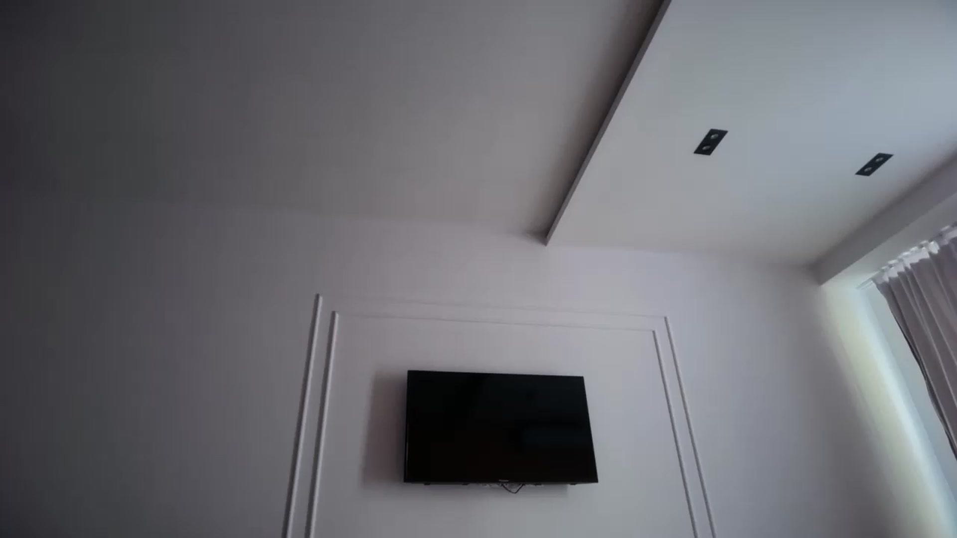Gallery image thumbnail from SkySunFlower's myfreecams stream on, 06/16/2026, 07:28 image 4 of 20