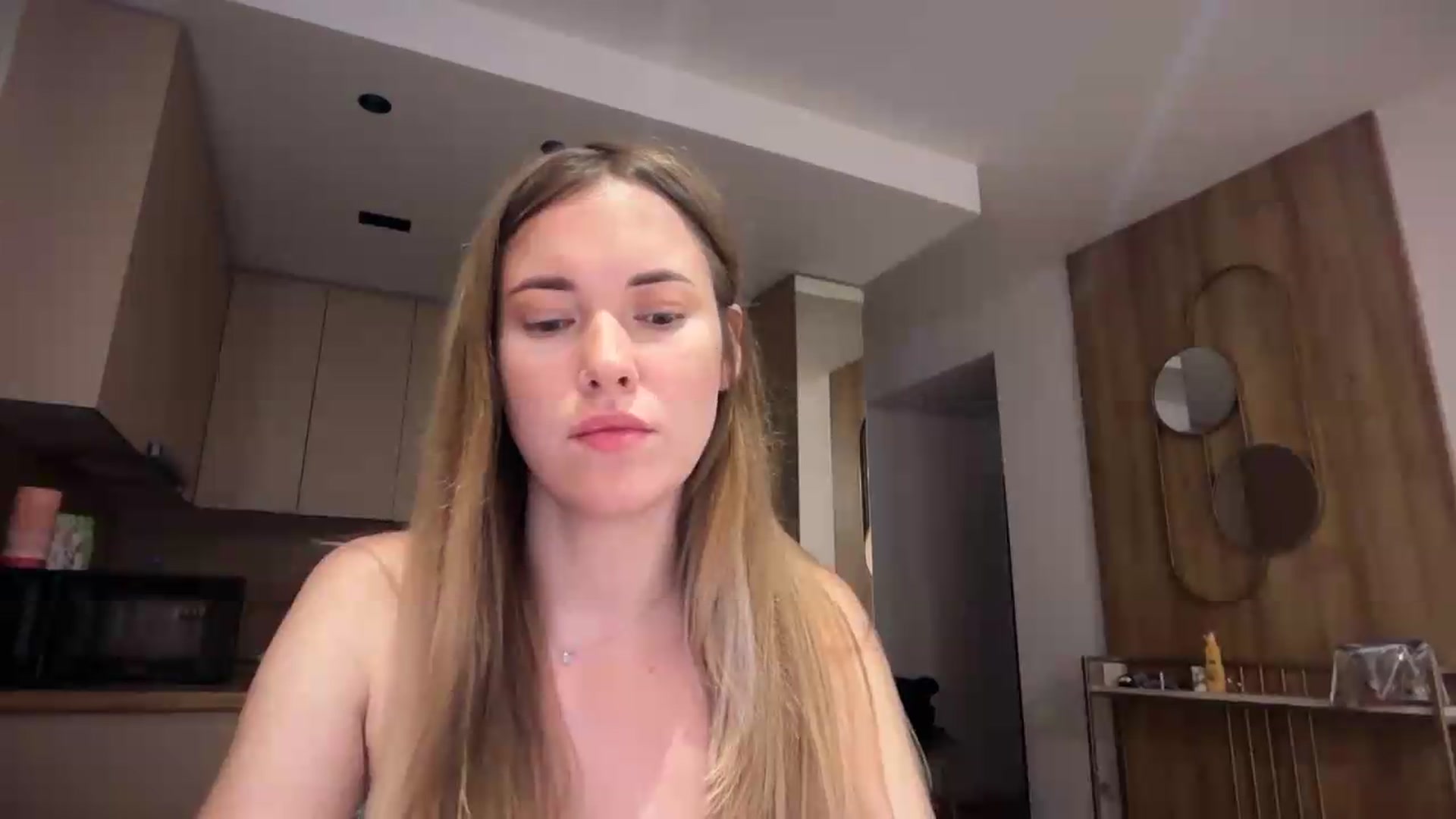 Gallery image thumbnail from SkySunFlower's myfreecams stream on, 06/20/2026, 24:00 image 20 of 20