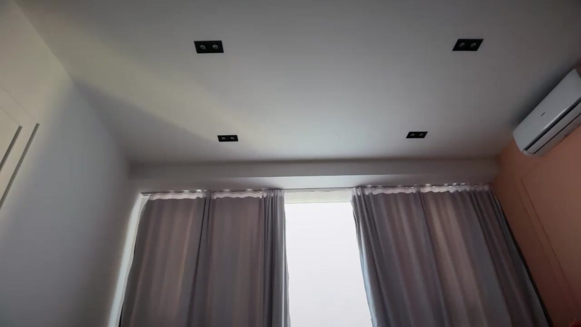 Gallery image thumbnail from SkySunFlower's myfreecams stream on, 06/21/2026, 05:12 image 10 of 20