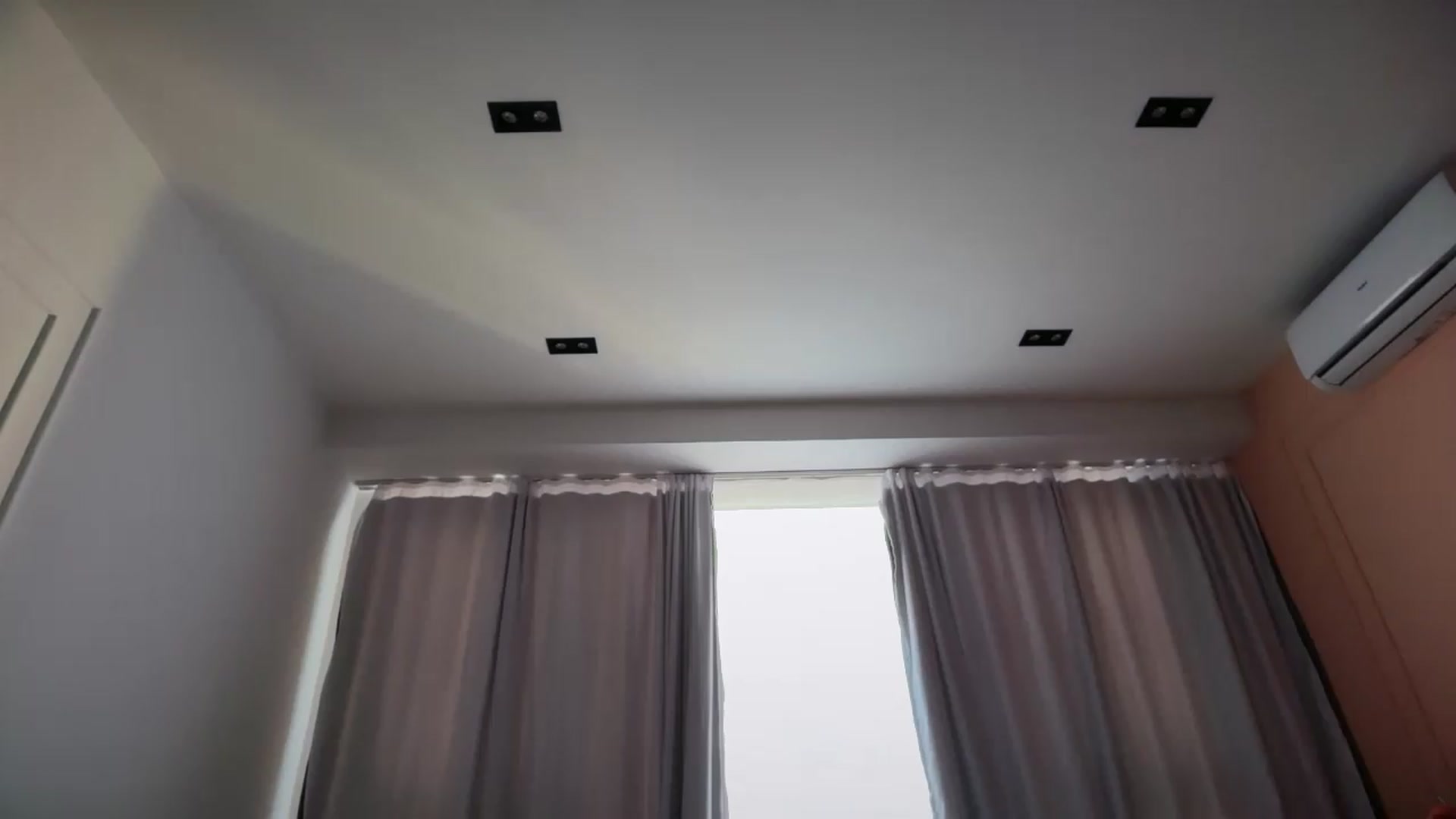 Gallery image thumbnail from SkySunFlower's myfreecams stream on, 06/21/2026, 05:12 image 9 of 20