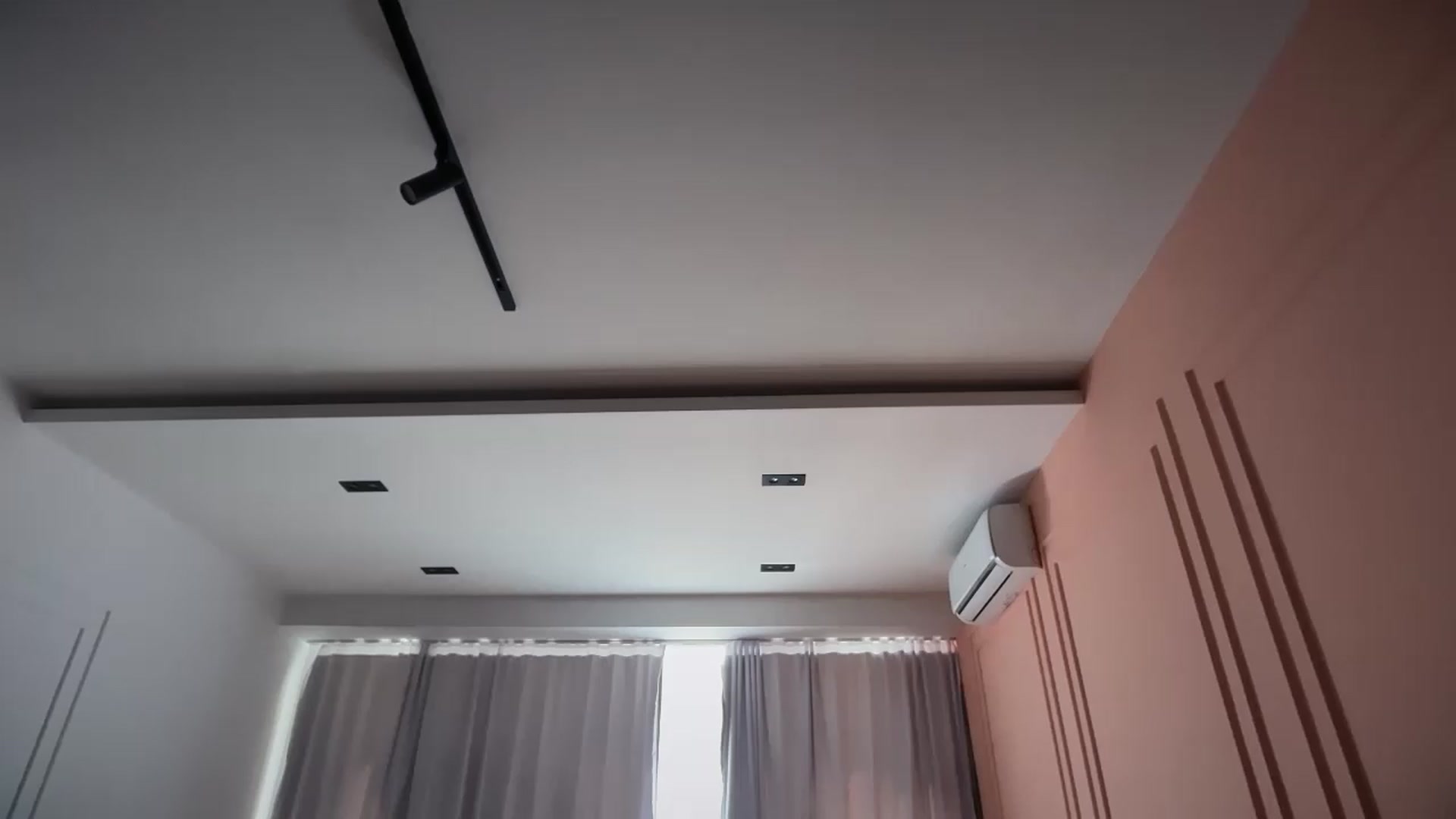 Gallery image thumbnail from SkySunFlower's myfreecams stream on, 06/22/2026, 09:29 image 16 of 20