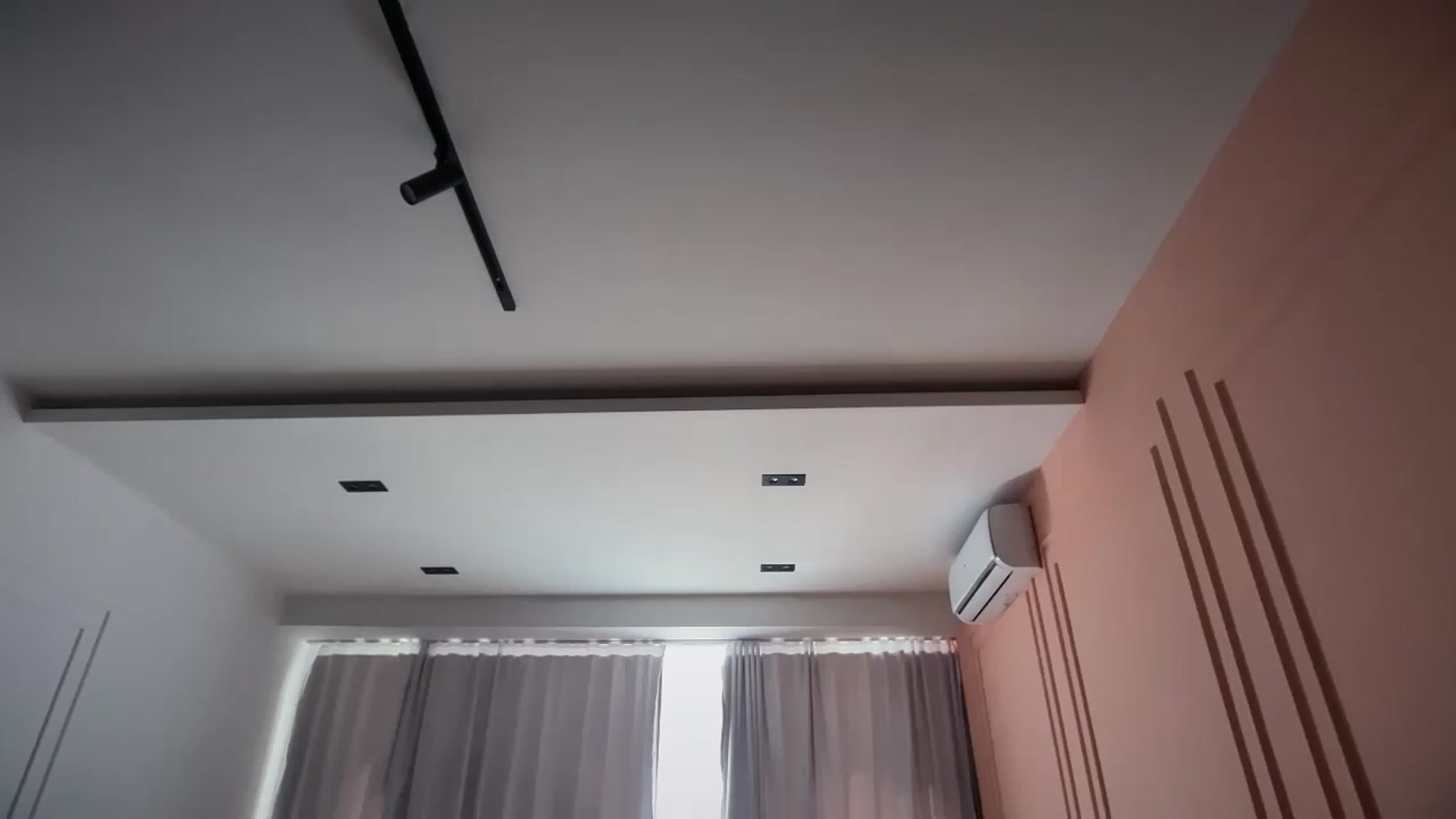 Gallery image thumbnail from SkySunFlower's myfreecams stream on, 06/22/2026, 09:29 image 14 of 20