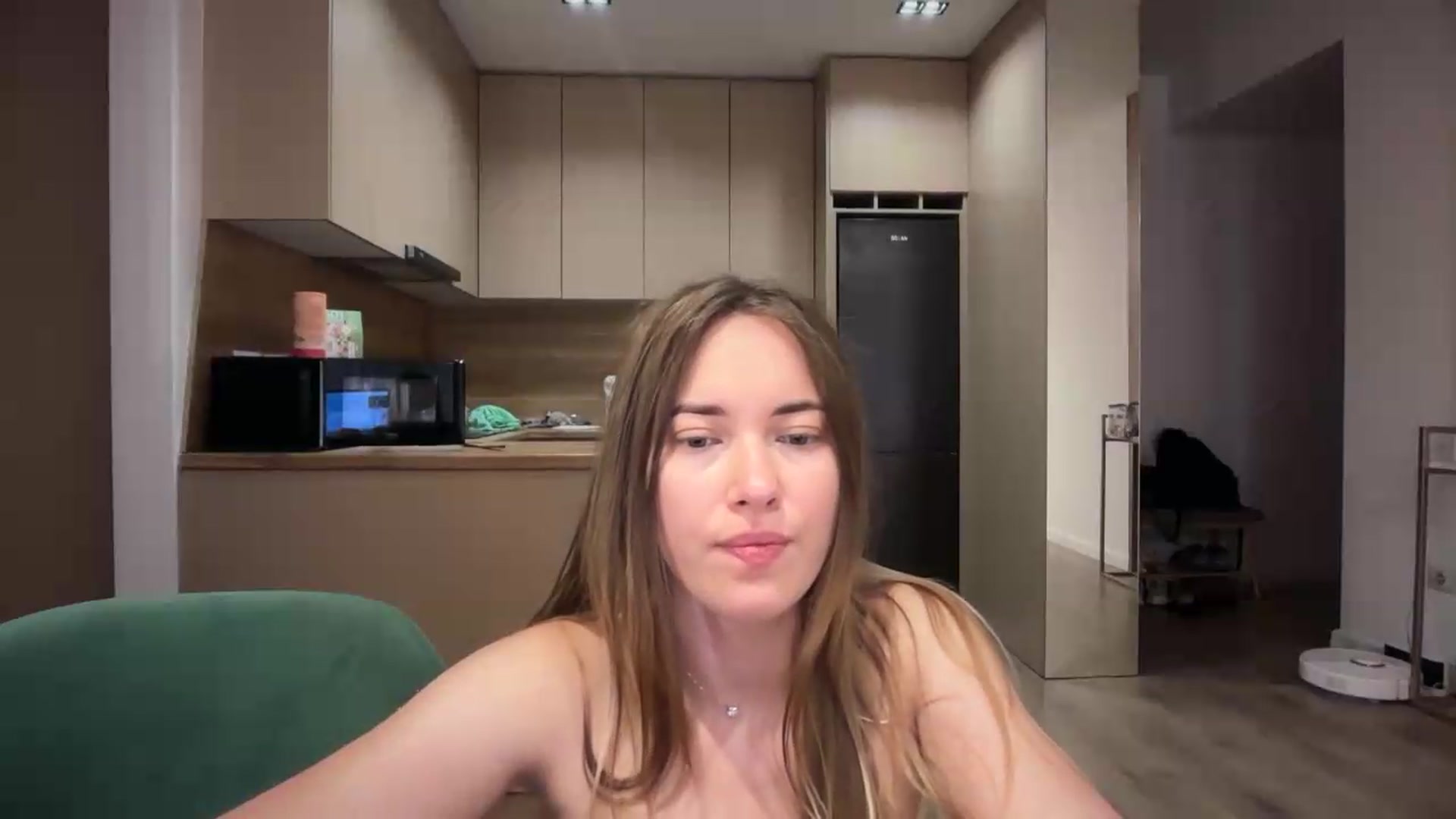 Gallery image thumbnail from SkySunFlower's myfreecams stream on, 06/24/2026, 03:49 image 16 of 20