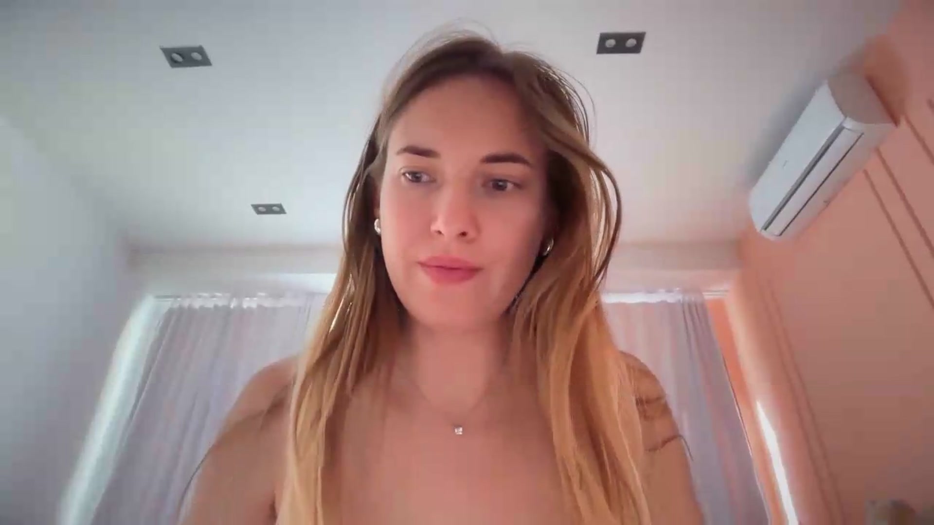 Gallery image thumbnail from SkySunFlower's myfreecams stream on, 06/29/2026, 07:56 image 7 of 20