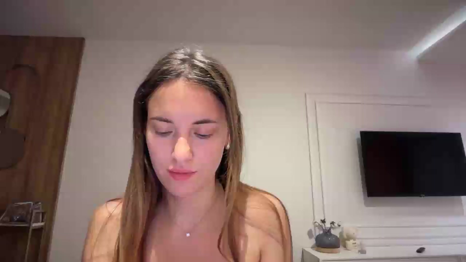 Gallery image thumbnail from SkySunFlower's myfreecams stream on, 07/08/2026, 02:40 image 1 of 20