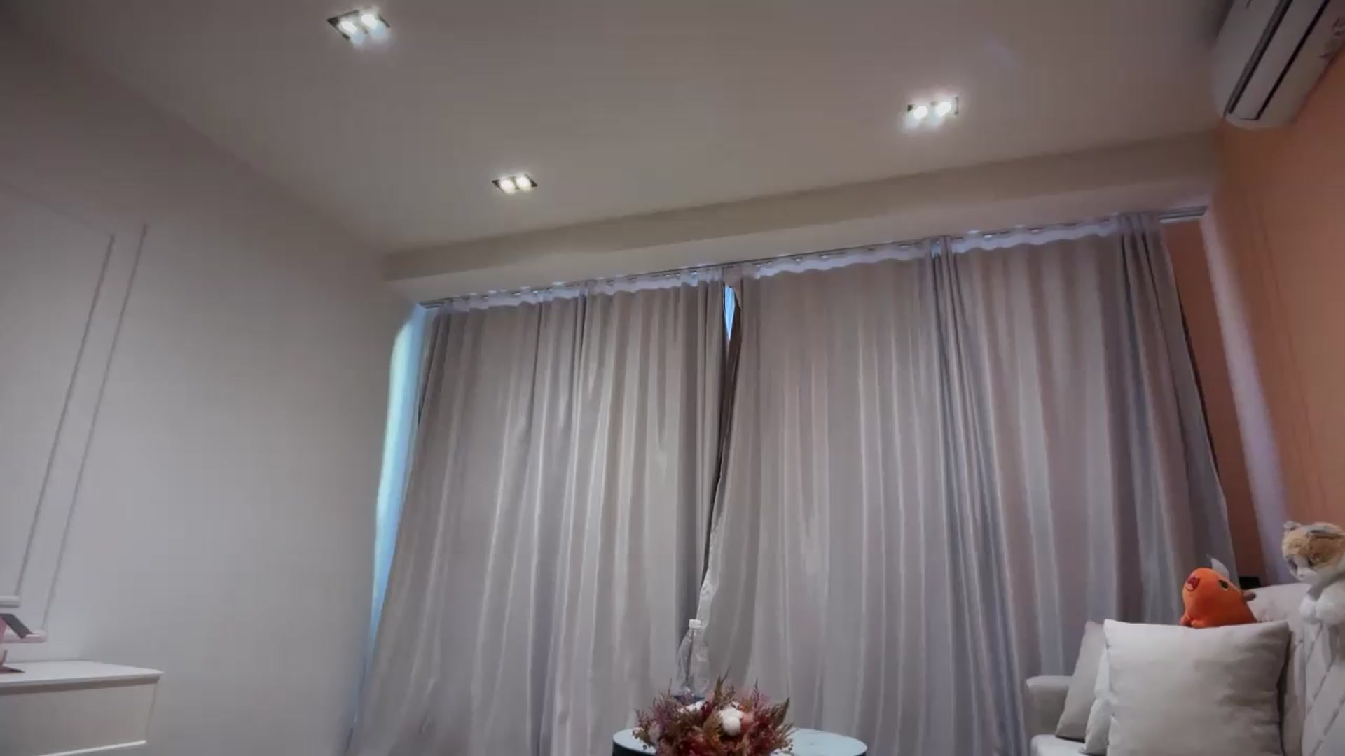 Gallery image thumbnail from SkySunFlower's myfreecams stream on, 07/10/2026, 04:55 image 20 of 20