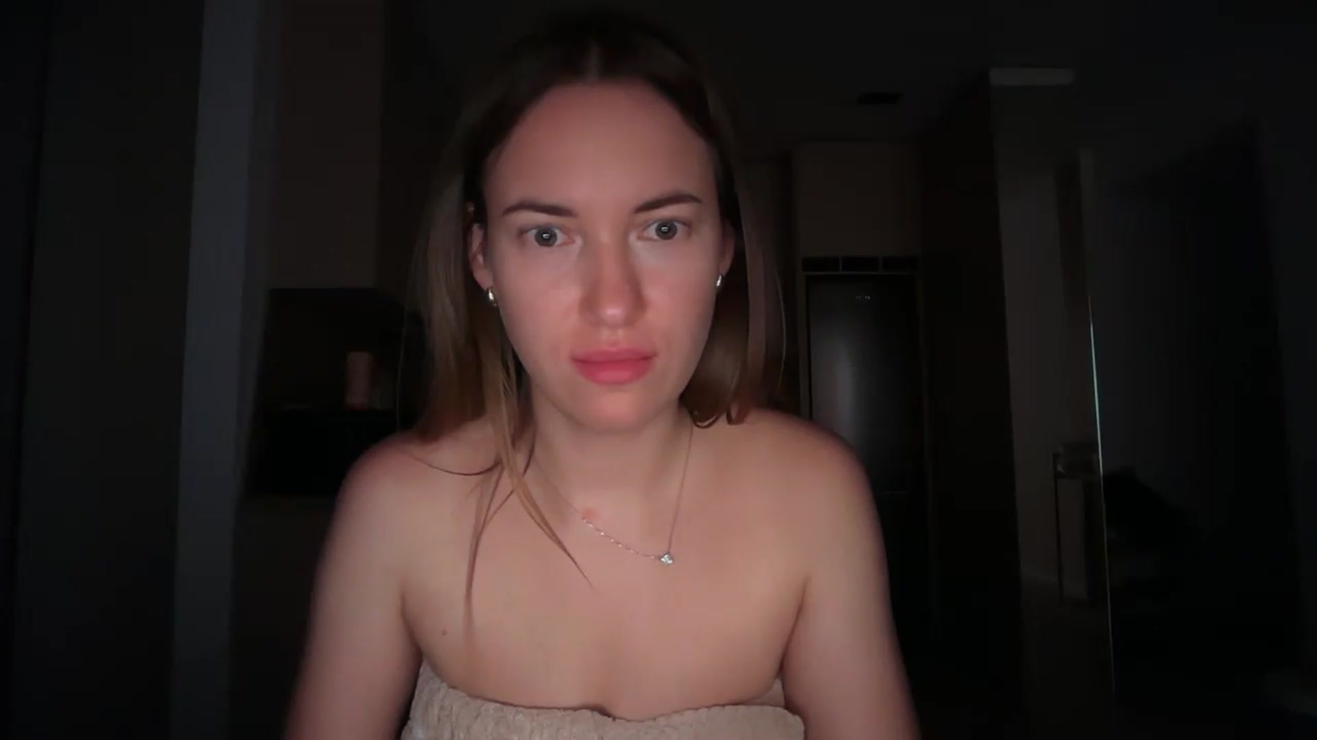 Gallery image thumbnail from SkySunFlower's myfreecams stream on, 07/10/2026, 05:27 image 15 of 20