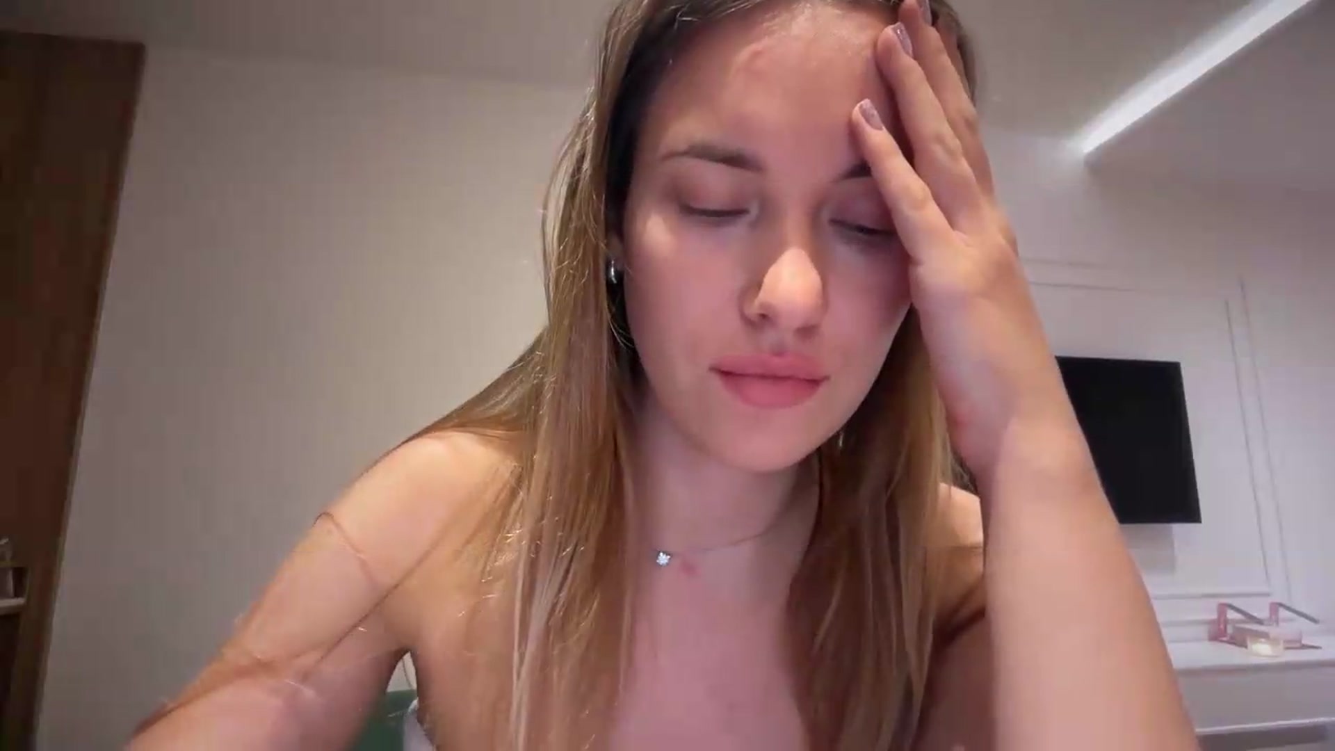 Gallery image thumbnail from SkySunFlower's myfreecams stream on, 07/11/2026, 02:08 image 20 of 20
