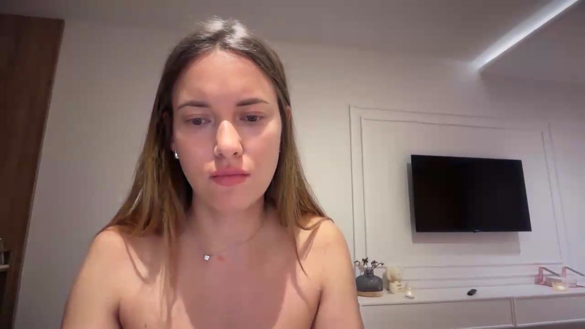 Gallery image thumbnail from SkySunFlower's myfreecams stream on, 07/11/2026, 04:14 image 2 of 20