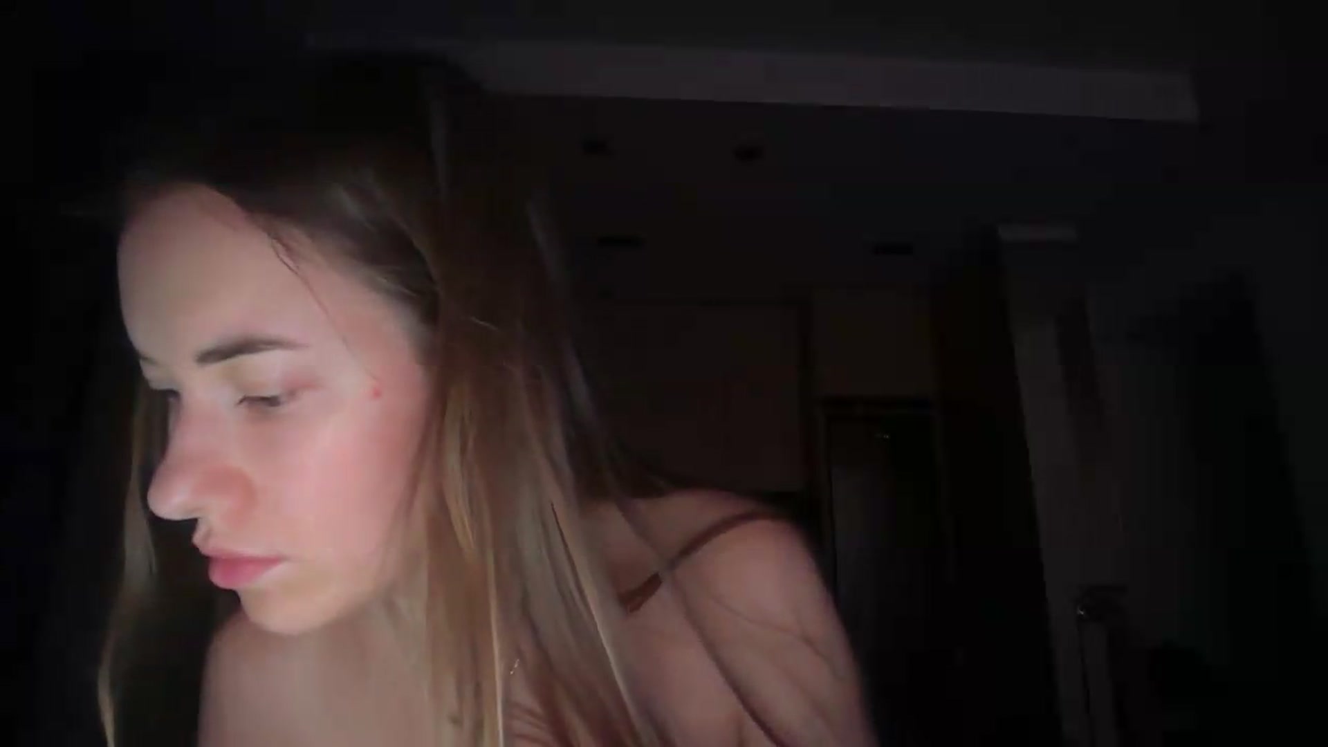 Gallery image thumbnail from SkySunFlower's myfreecams stream on, 07/11/2026, 14:22 image 2 of 20