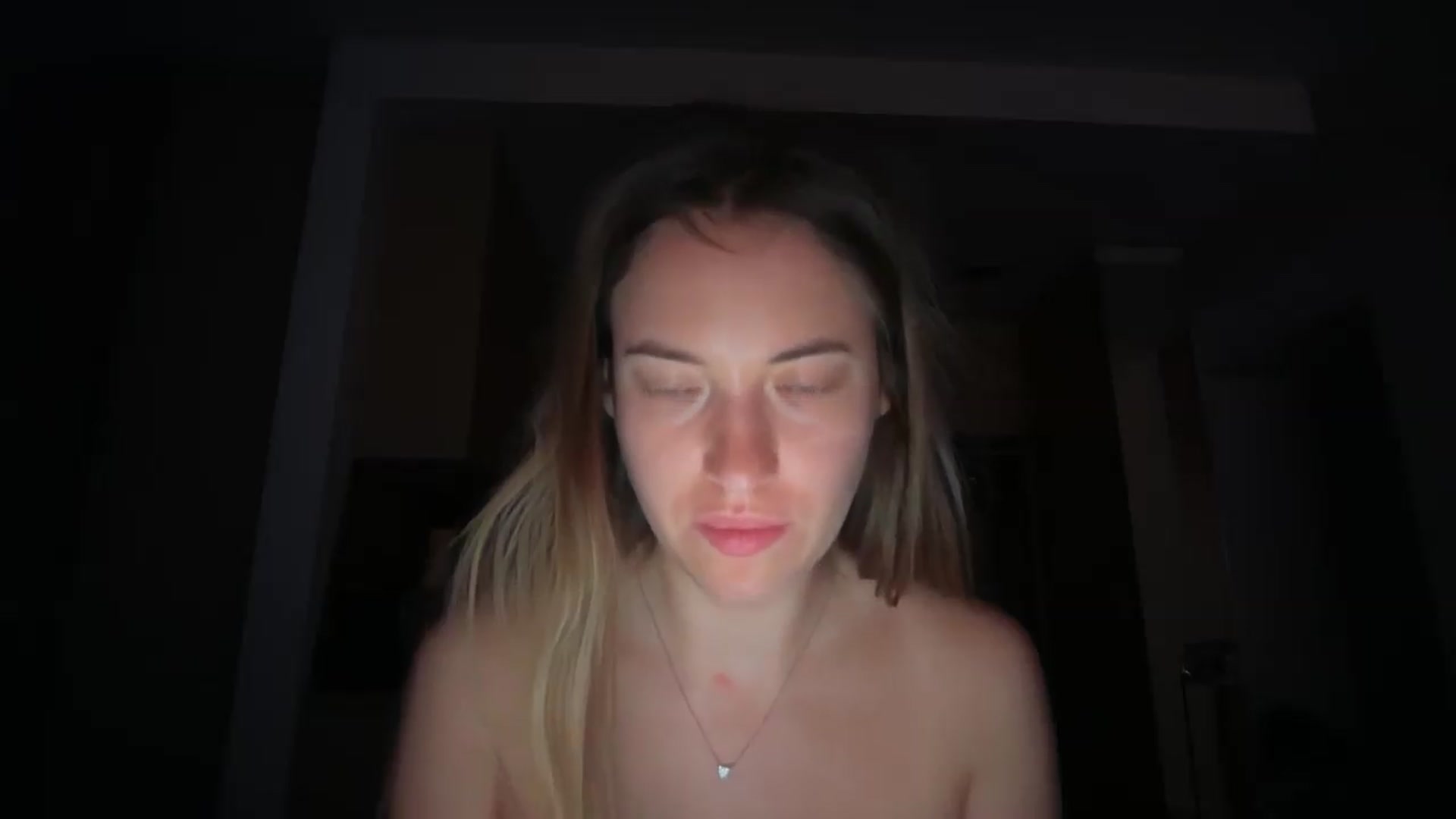 Gallery image thumbnail from SkySunFlower's myfreecams stream on, 07/11/2026, 14:22 image 5 of 20