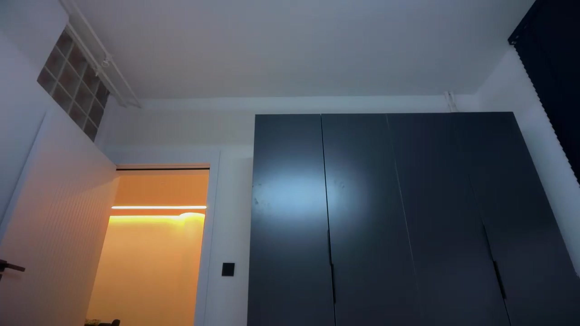 Gallery image thumbnail from SkySunFlower's myfreecams stream on, 07/17/2026, 01:36 image 2 of 20
