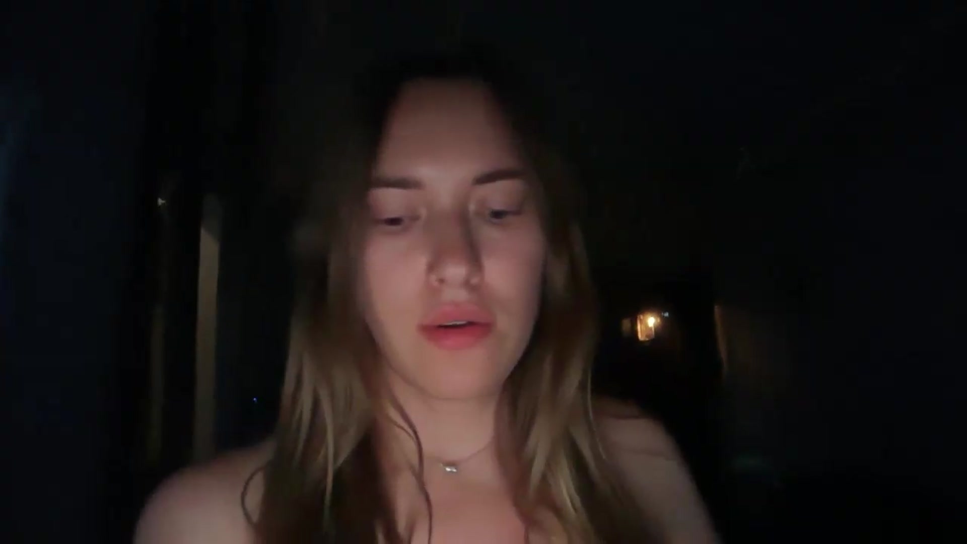 Gallery image thumbnail from SkySunFlower's myfreecams stream on, 07/18/2026, 08:18 image 3 of 20