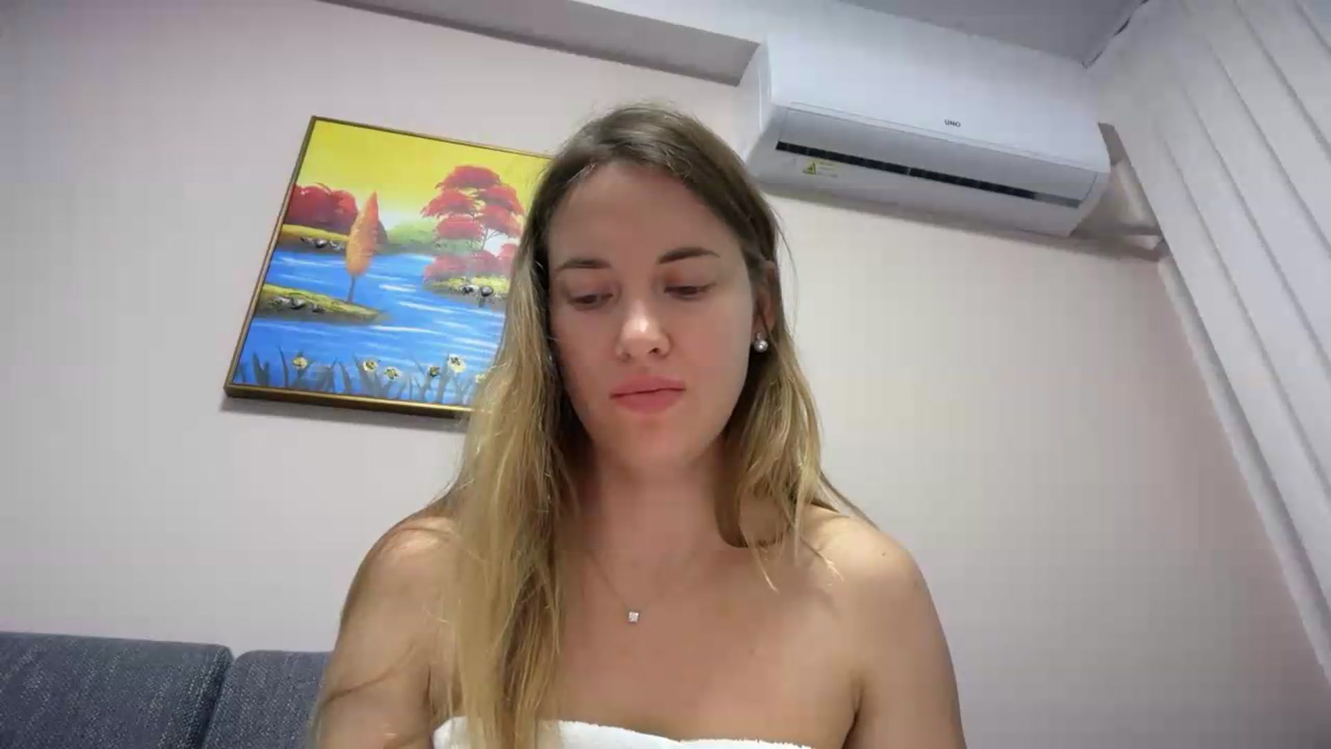 Gallery image thumbnail from SkySunFlower's myfreecams stream on, 07/20/2026, 03:54 image 3 of 20