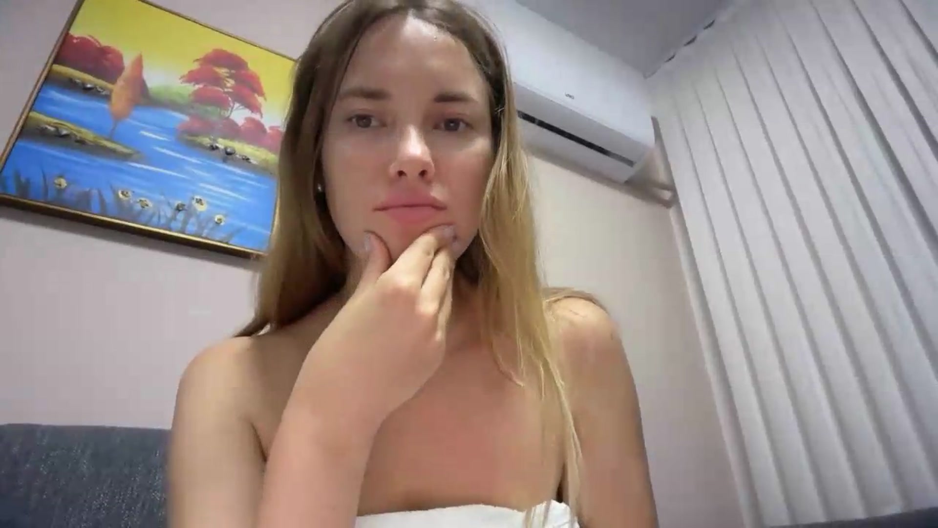 Gallery image thumbnail from SkySunFlower's myfreecams stream on, 07/20/2026, 17:56 image 2 of 20