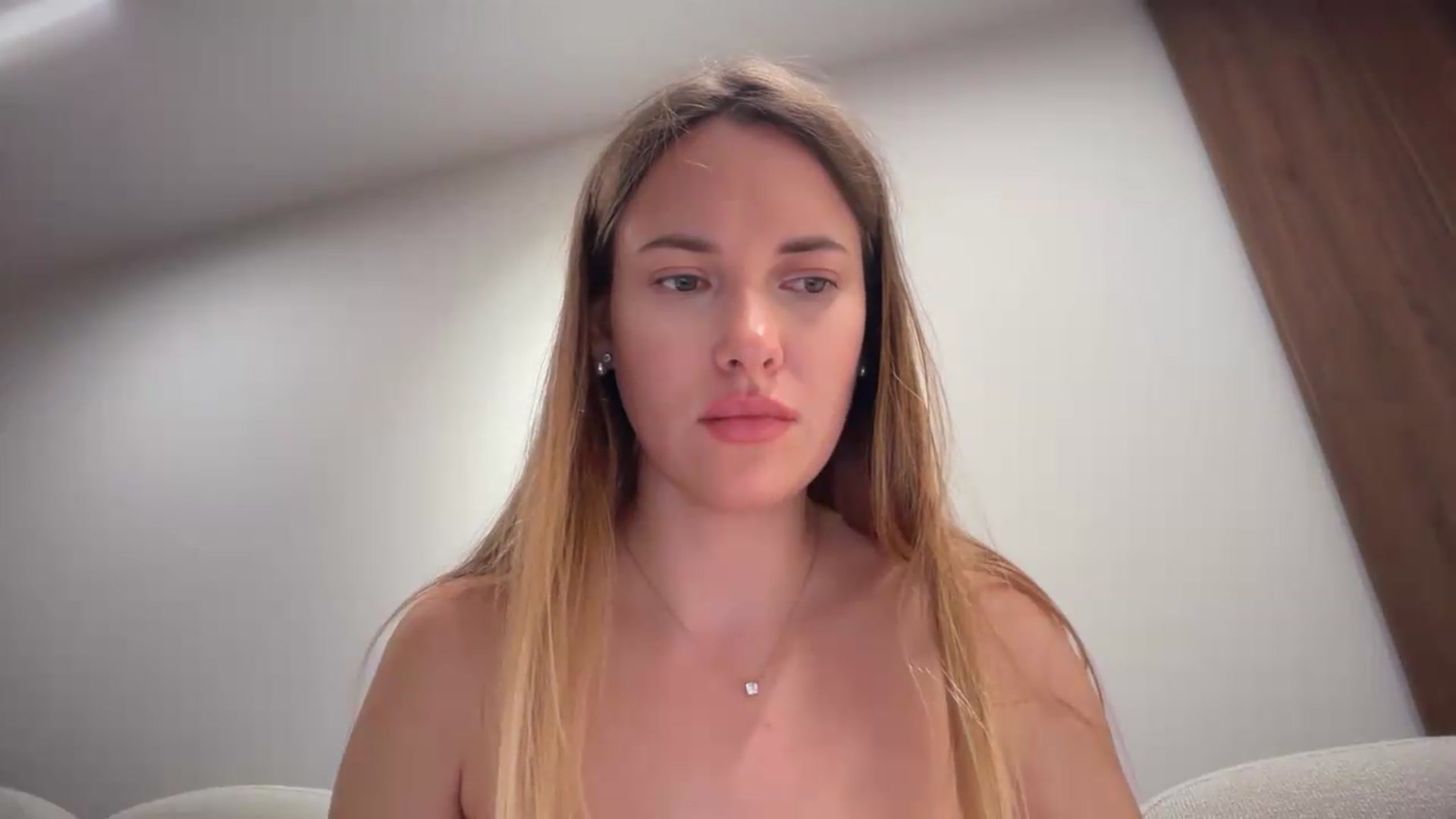 Gallery image thumbnail from SkySunFlower's myfreecams stream on, 07/27/2026, 20:22 image 3 of 20