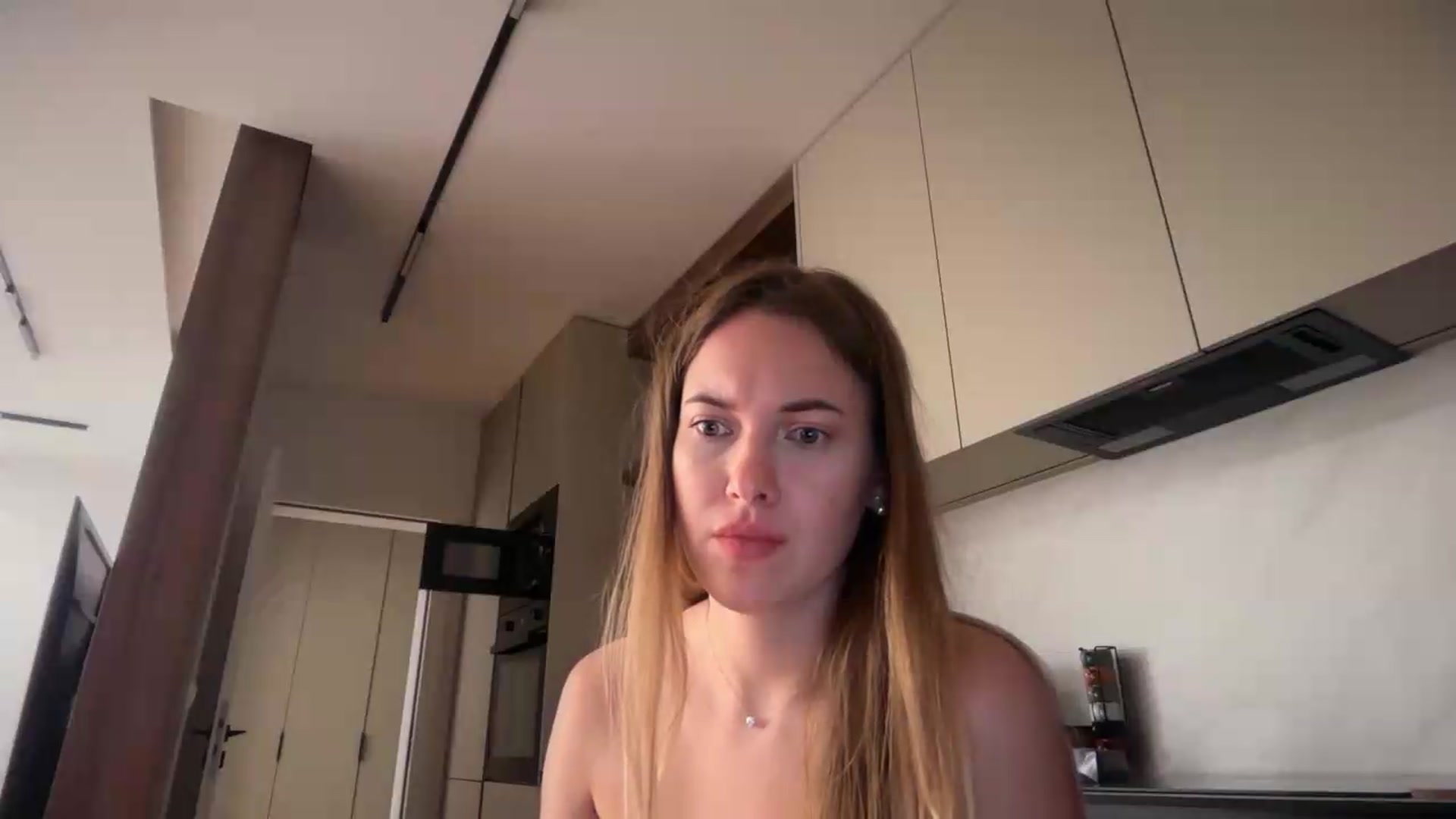 Gallery image thumbnail from SkySunFlower's myfreecams stream on, 07/27/2026, 22:42 image 20 of 20