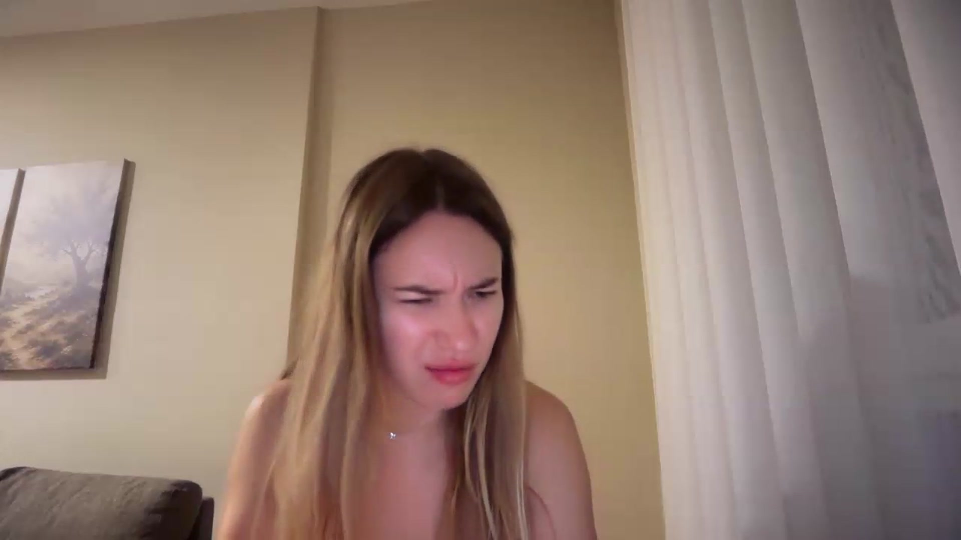 Gallery image thumbnail from SkySunFlower's myfreecams stream on, 08/01/2026, 24:01 image 9 of 20